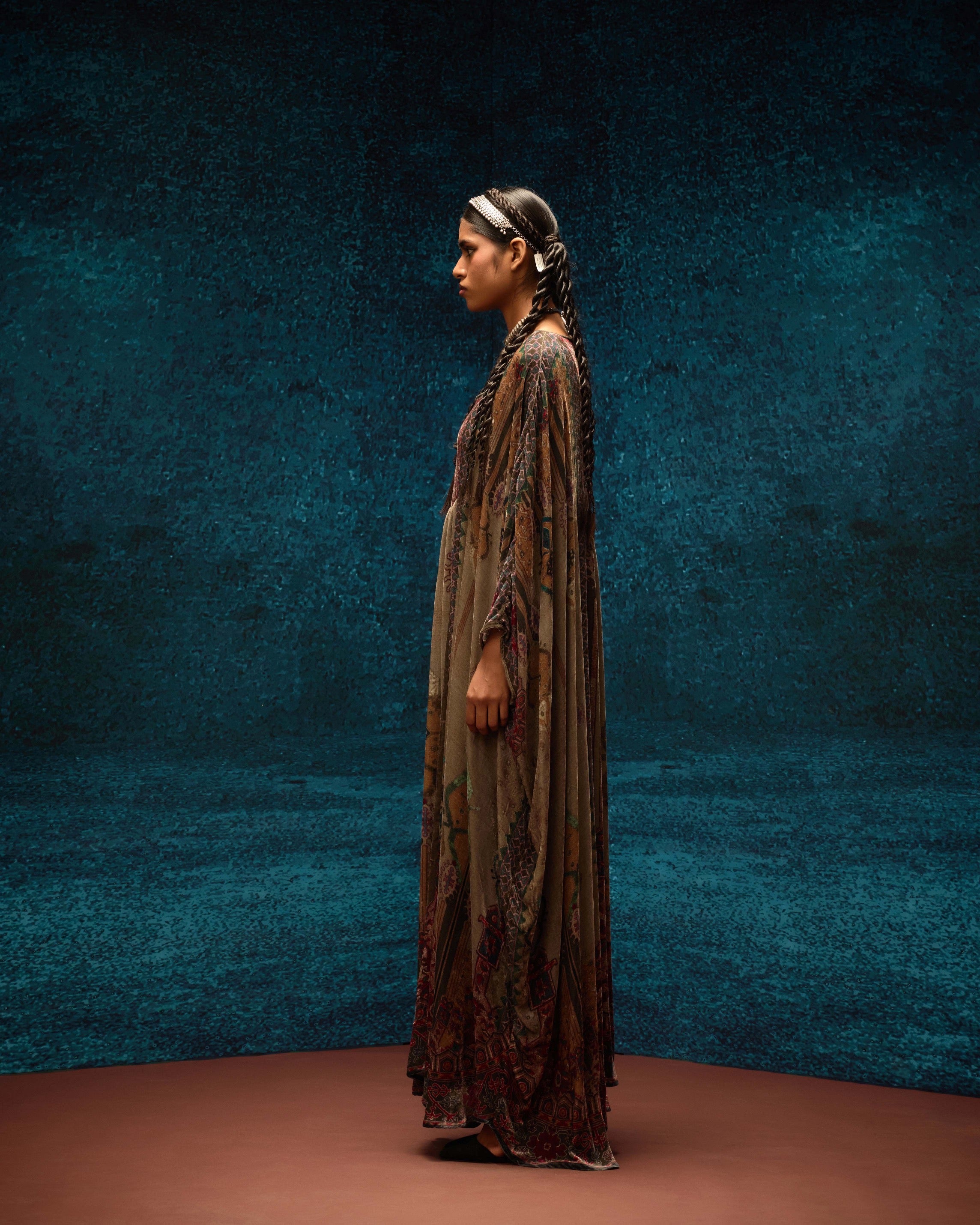 Ajrakh/Shiraz : Yolanda - Taupe