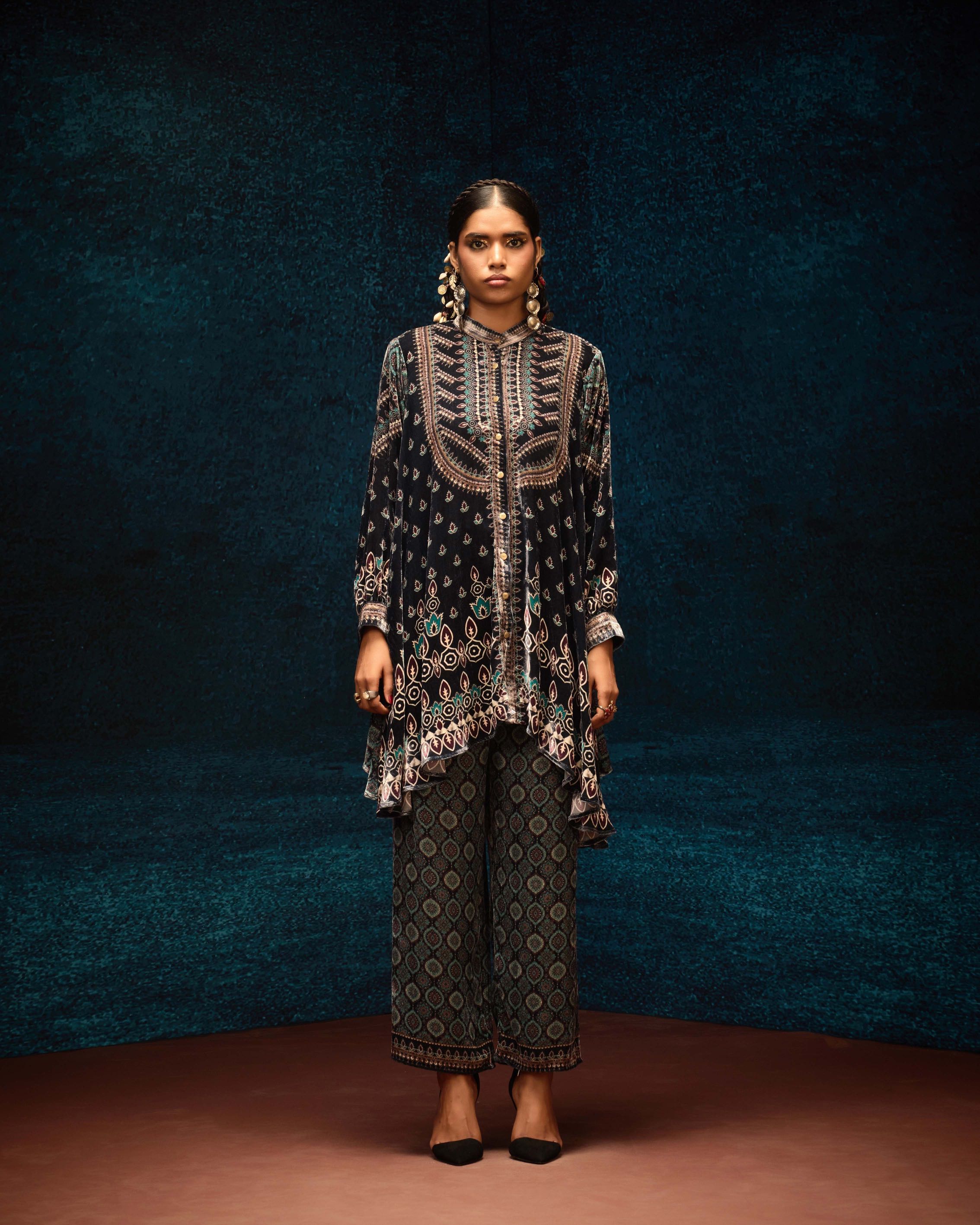 Ajrakh : Nilofer - Black