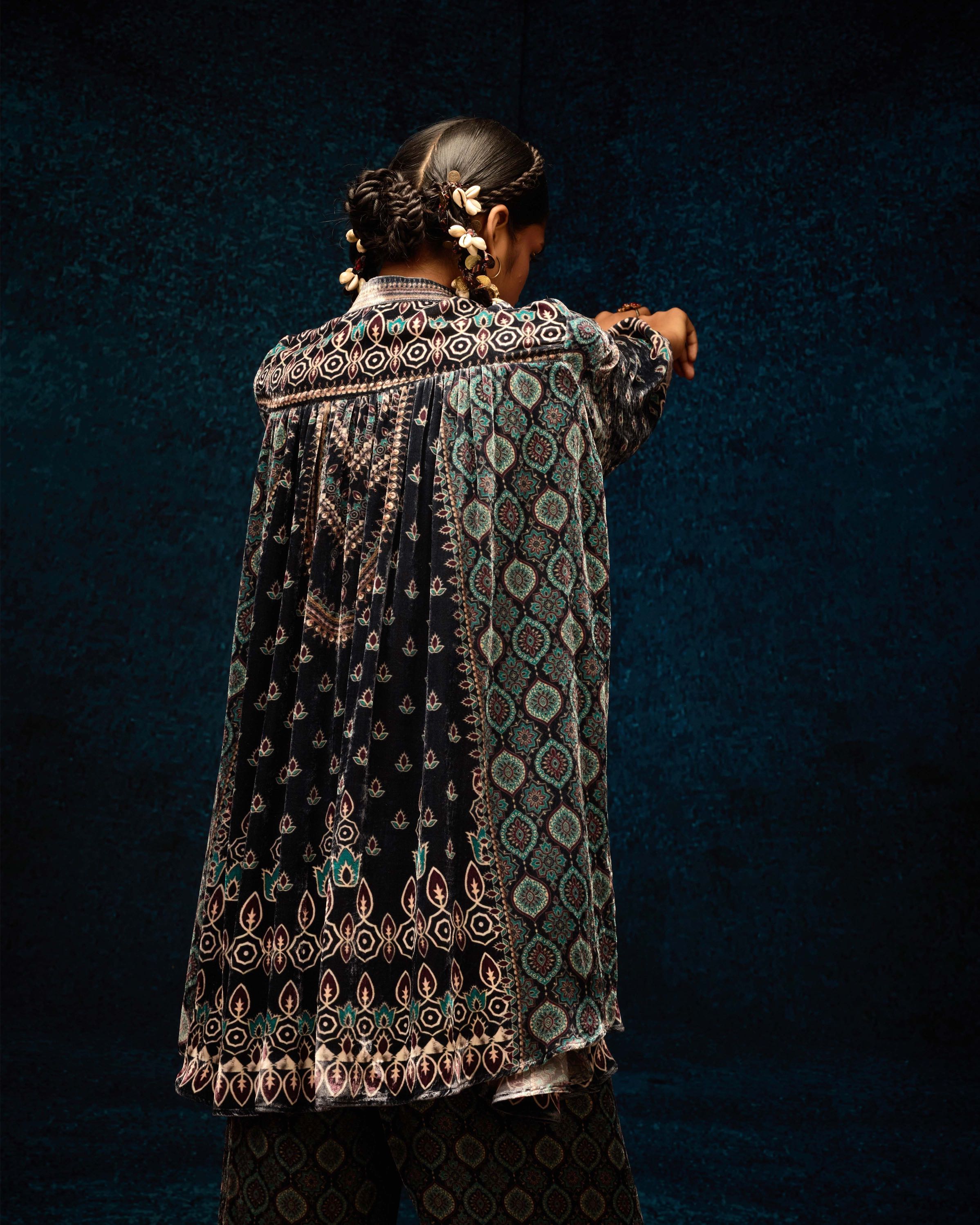 Ajrakh : Nilofer - Black