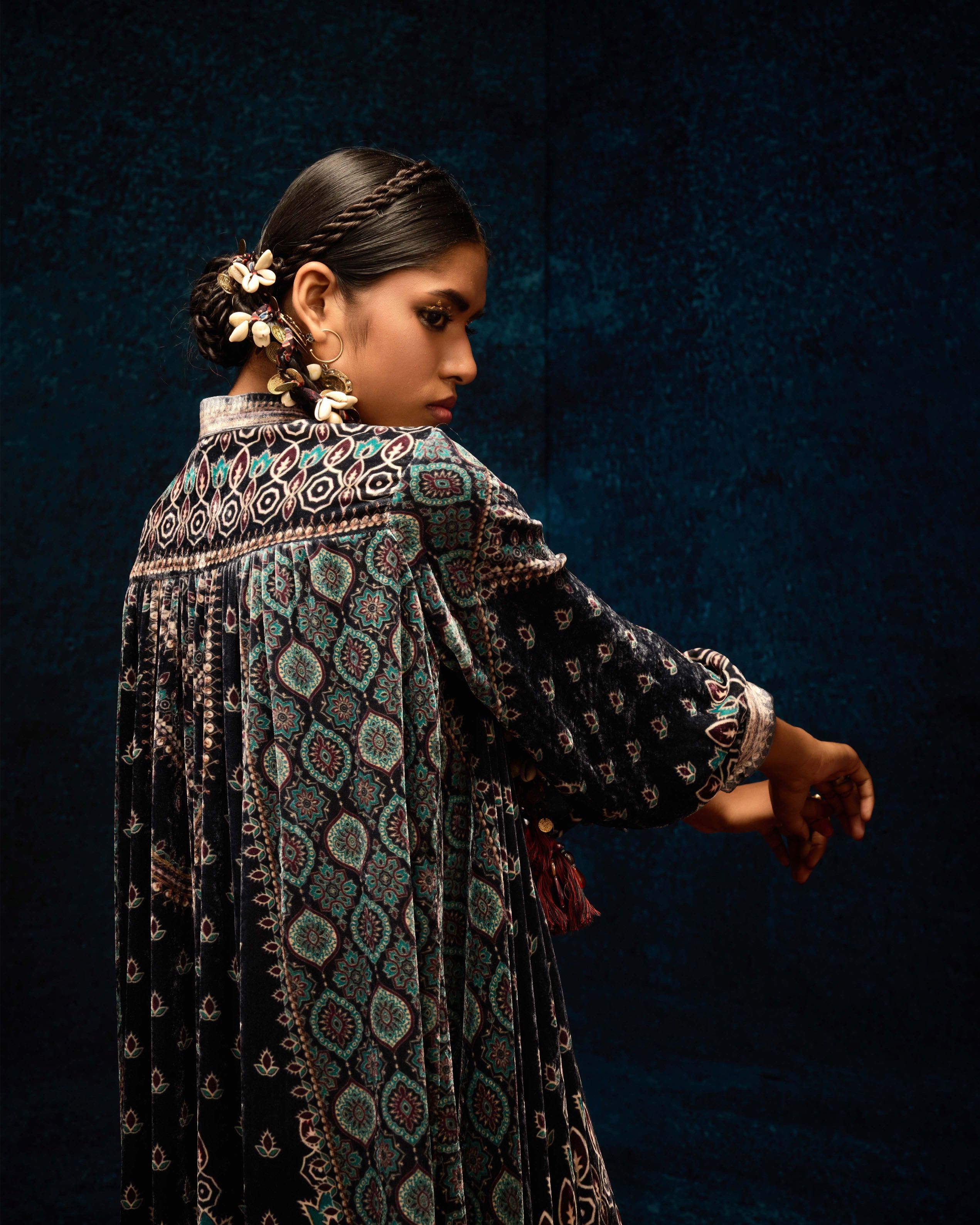 Ajrakh : Nilofer - Black