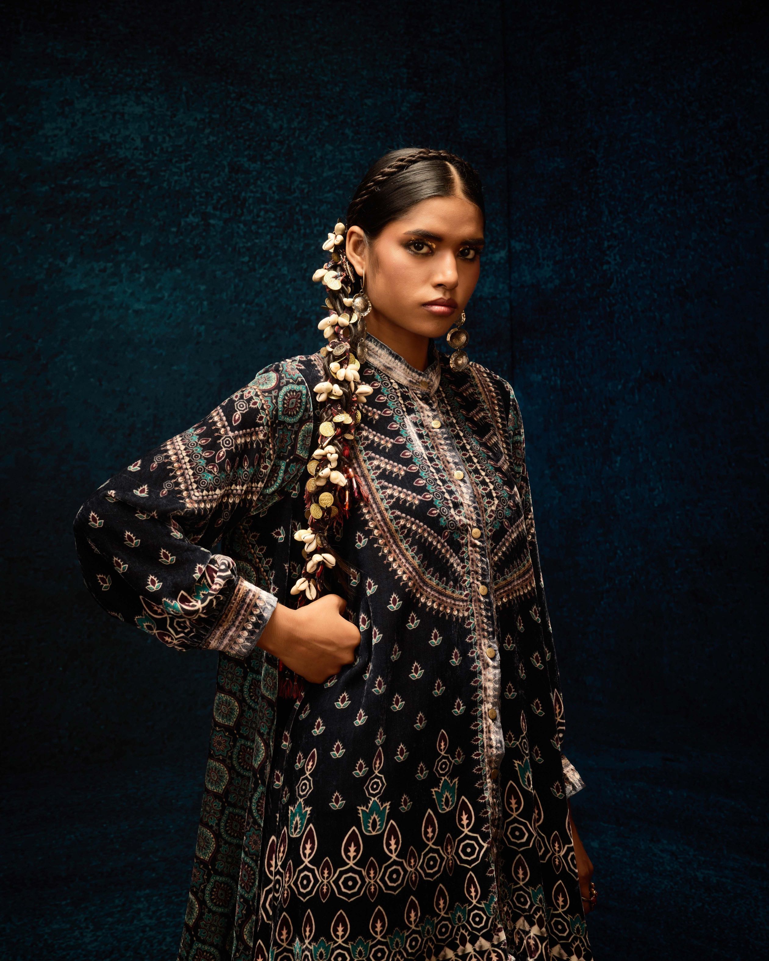 Ajrakh : Nilofer - Black