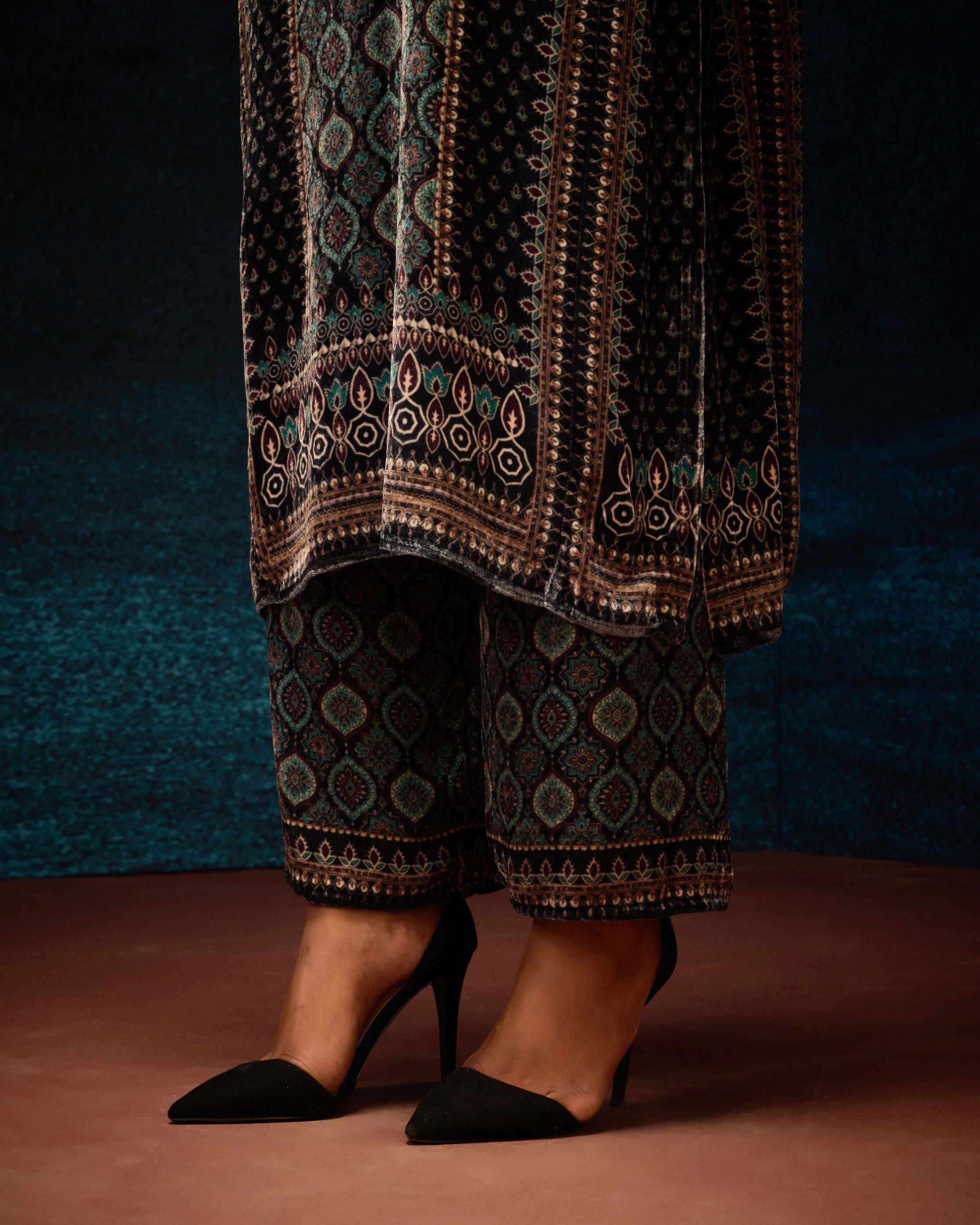 Ajrakh : Ghazala - Black