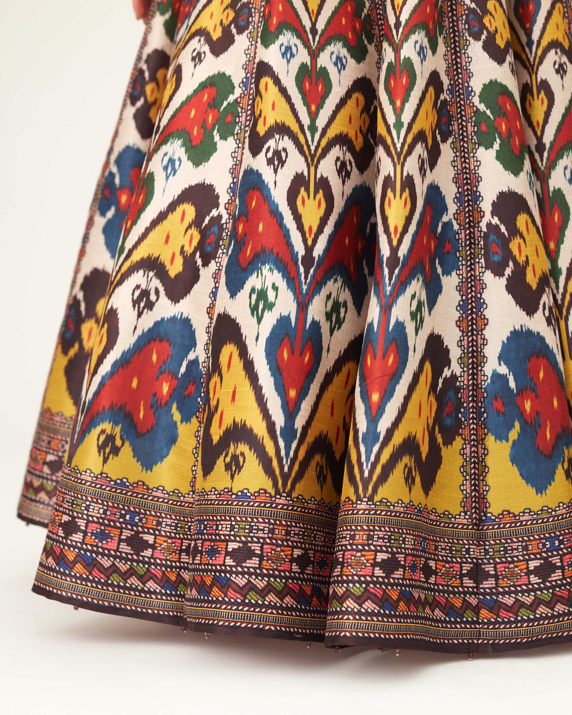 Morocco : Varsha Leela - Beige
