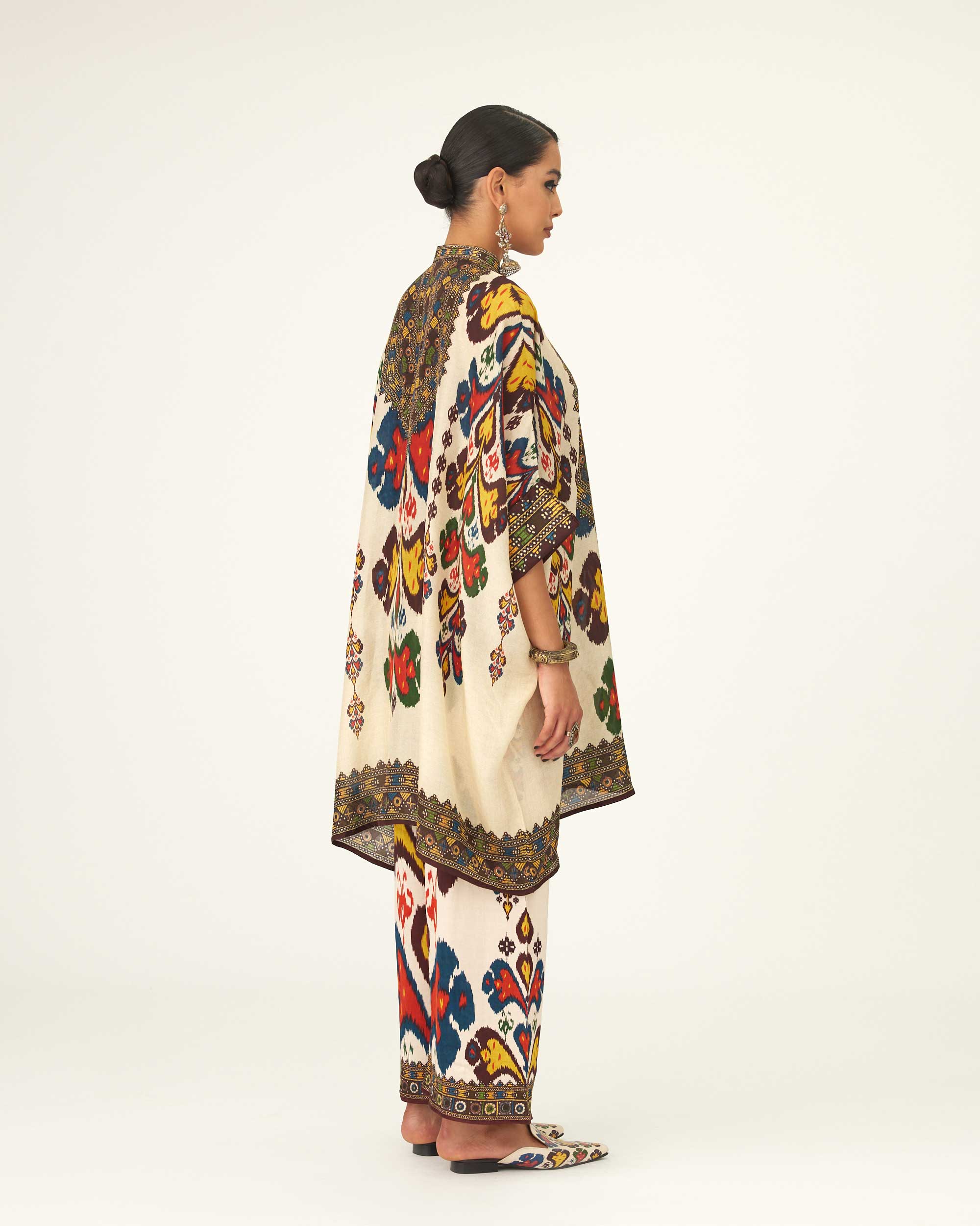 Morocco : Chanel 36" - Beige