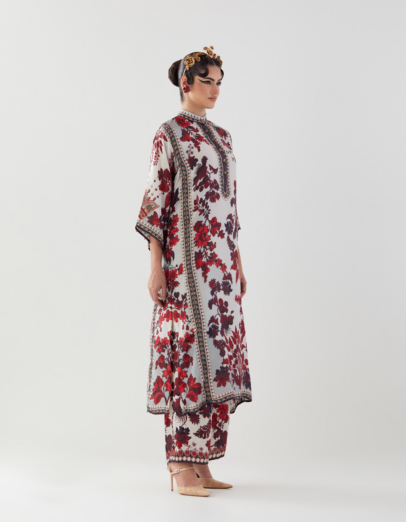 Nizam : Ghazala - Ivory/Red