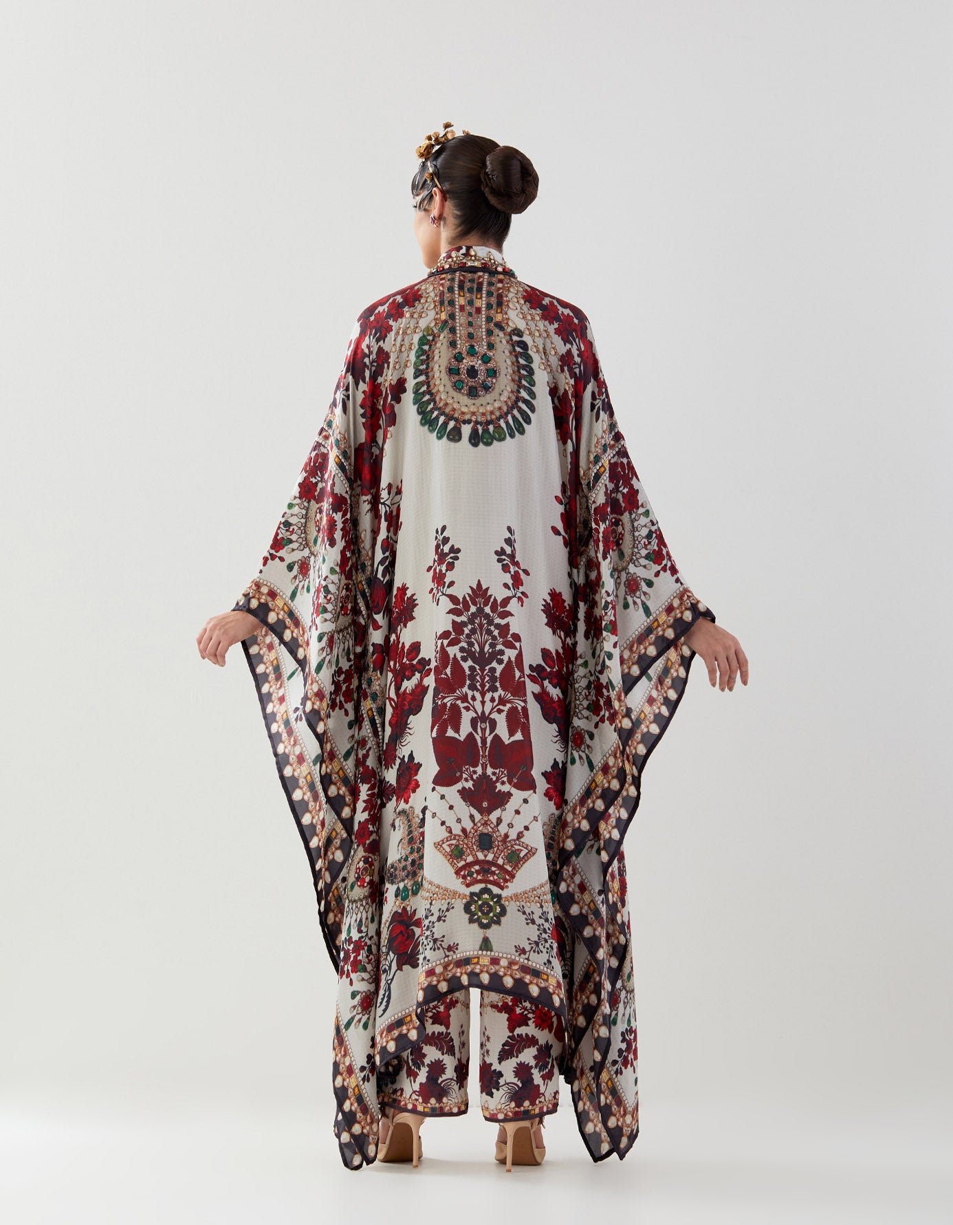 Nizam : Sharifa - Ivory/Red