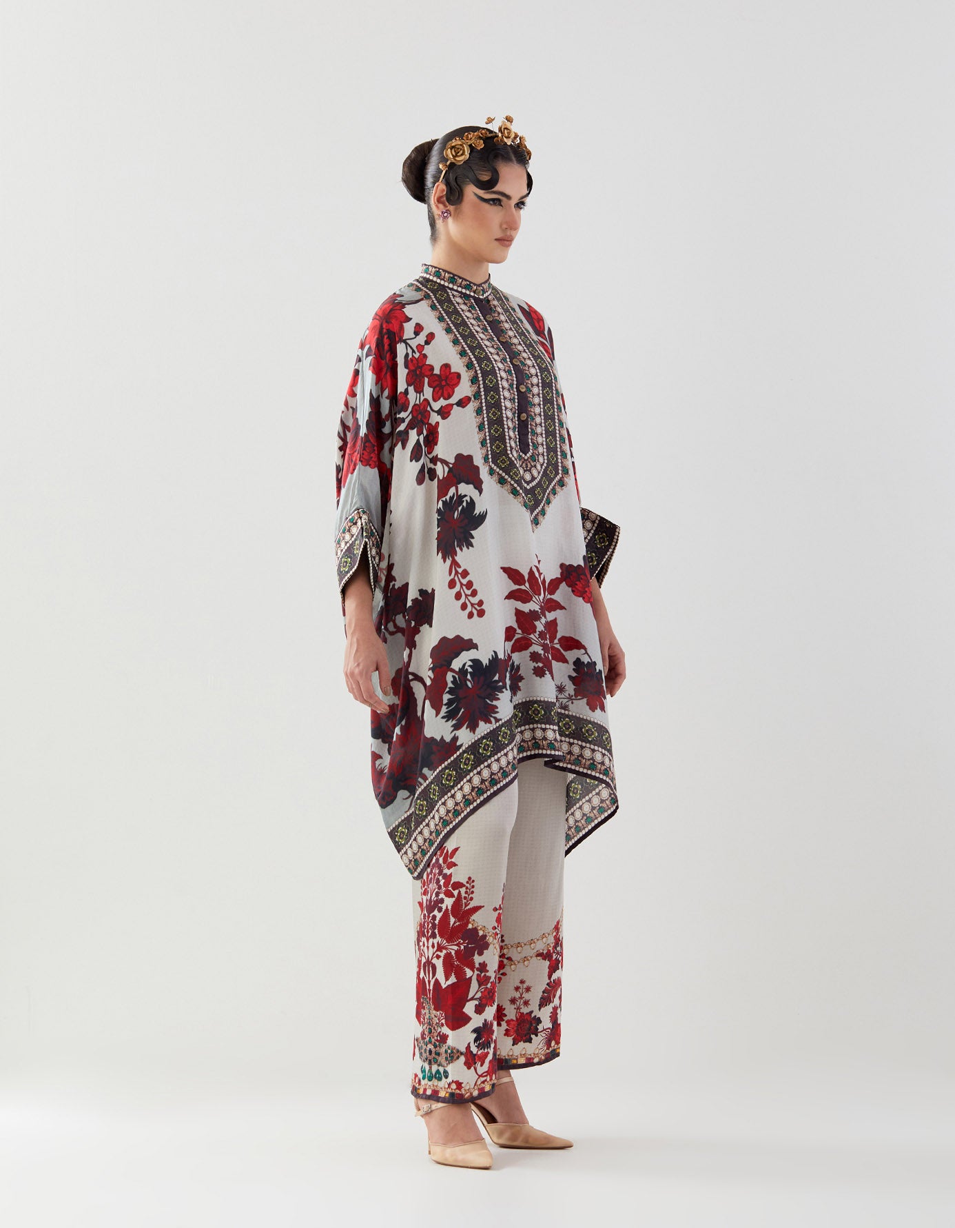 Nizam : Chanel 36" - Ivory/Red