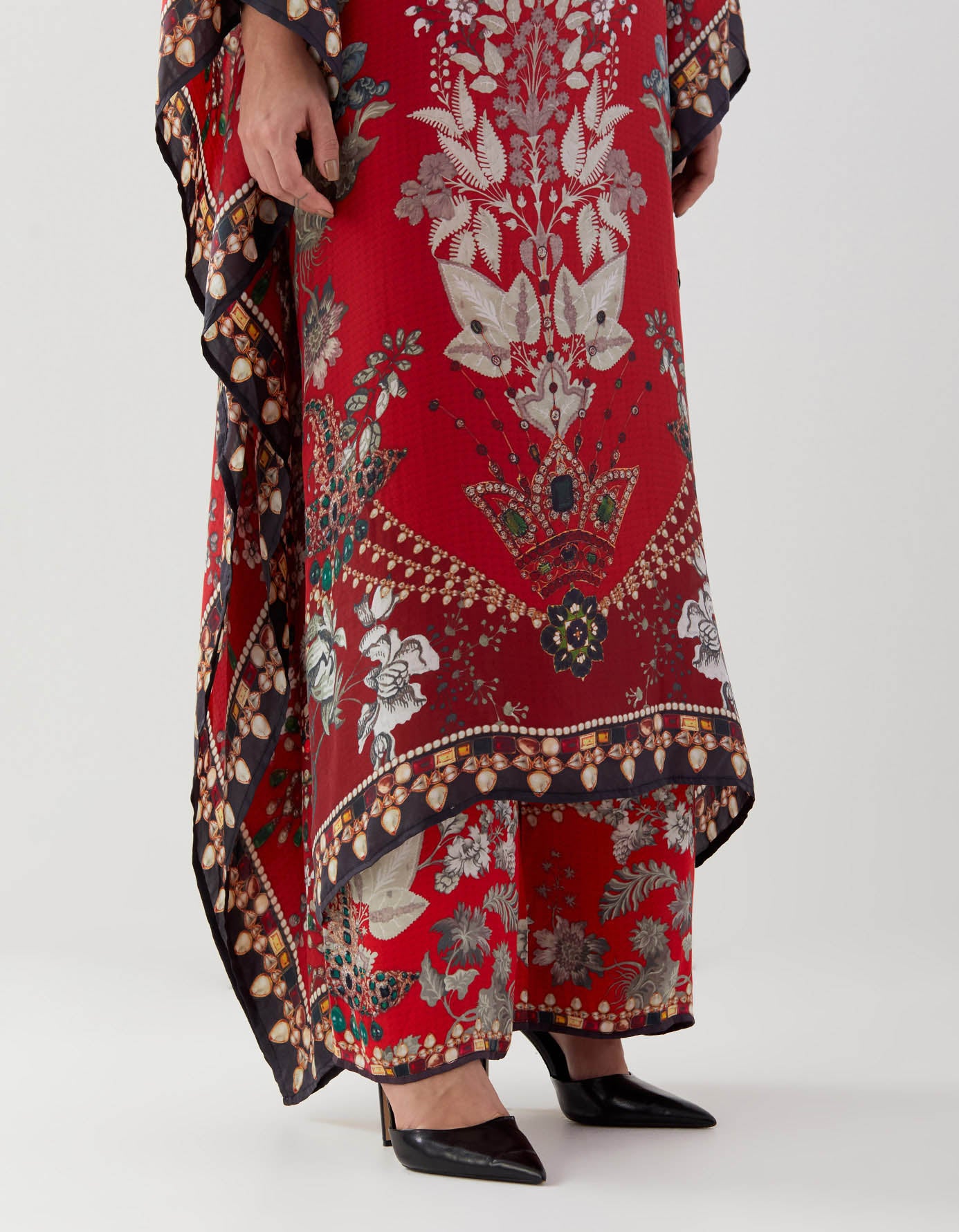 Nizam : Sharifa - Red/Slate
