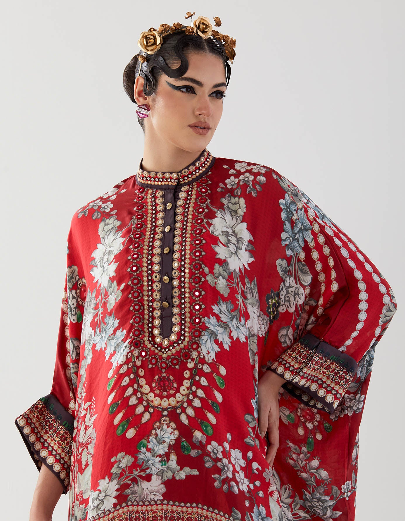 Nizam : Chanel/Sonth - Red/Slate