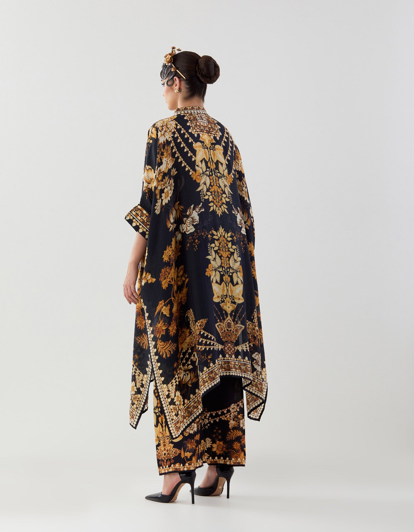 Nizam : Chantelle - Black/Gold