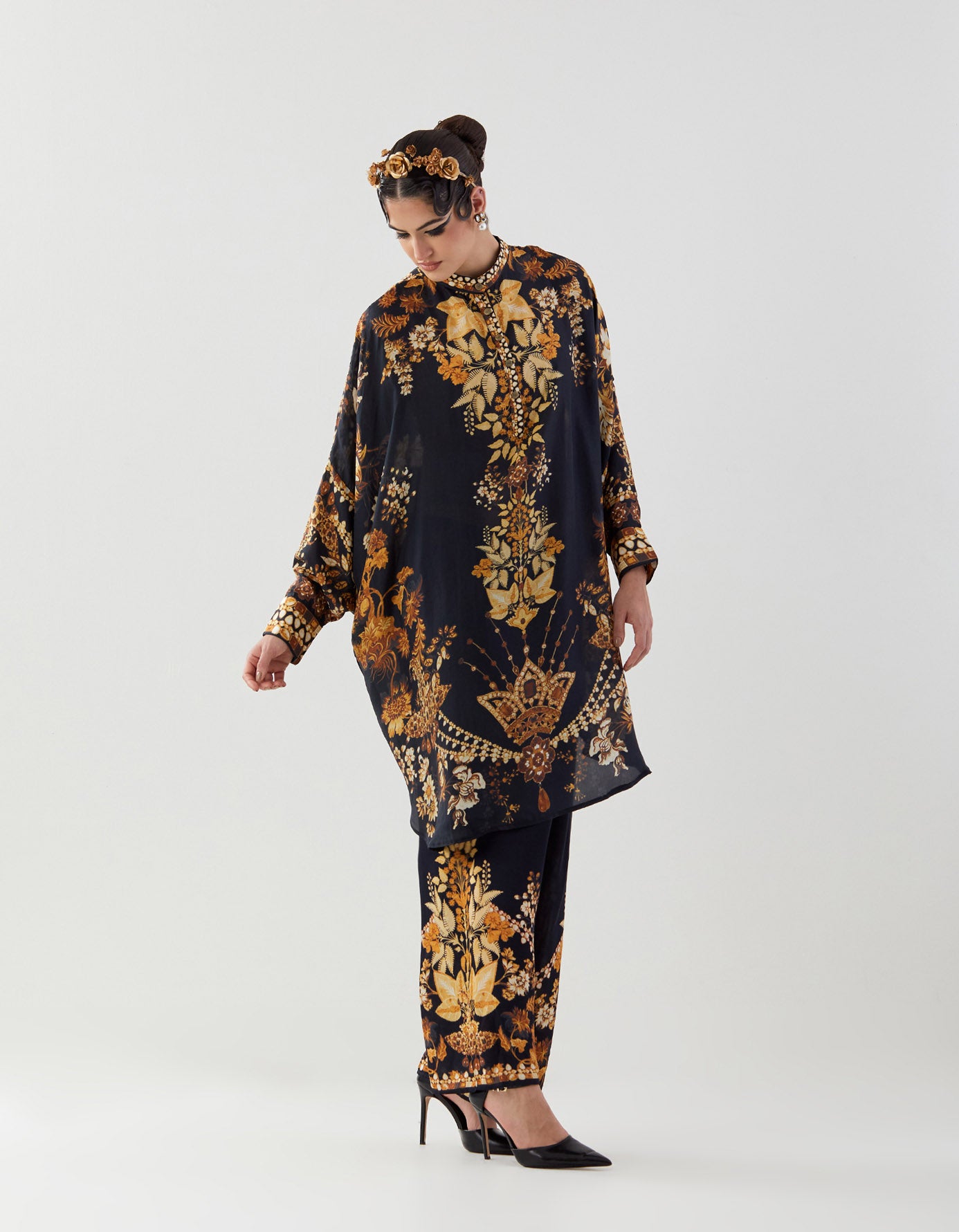 Nizam : Mabel - Black/Gold