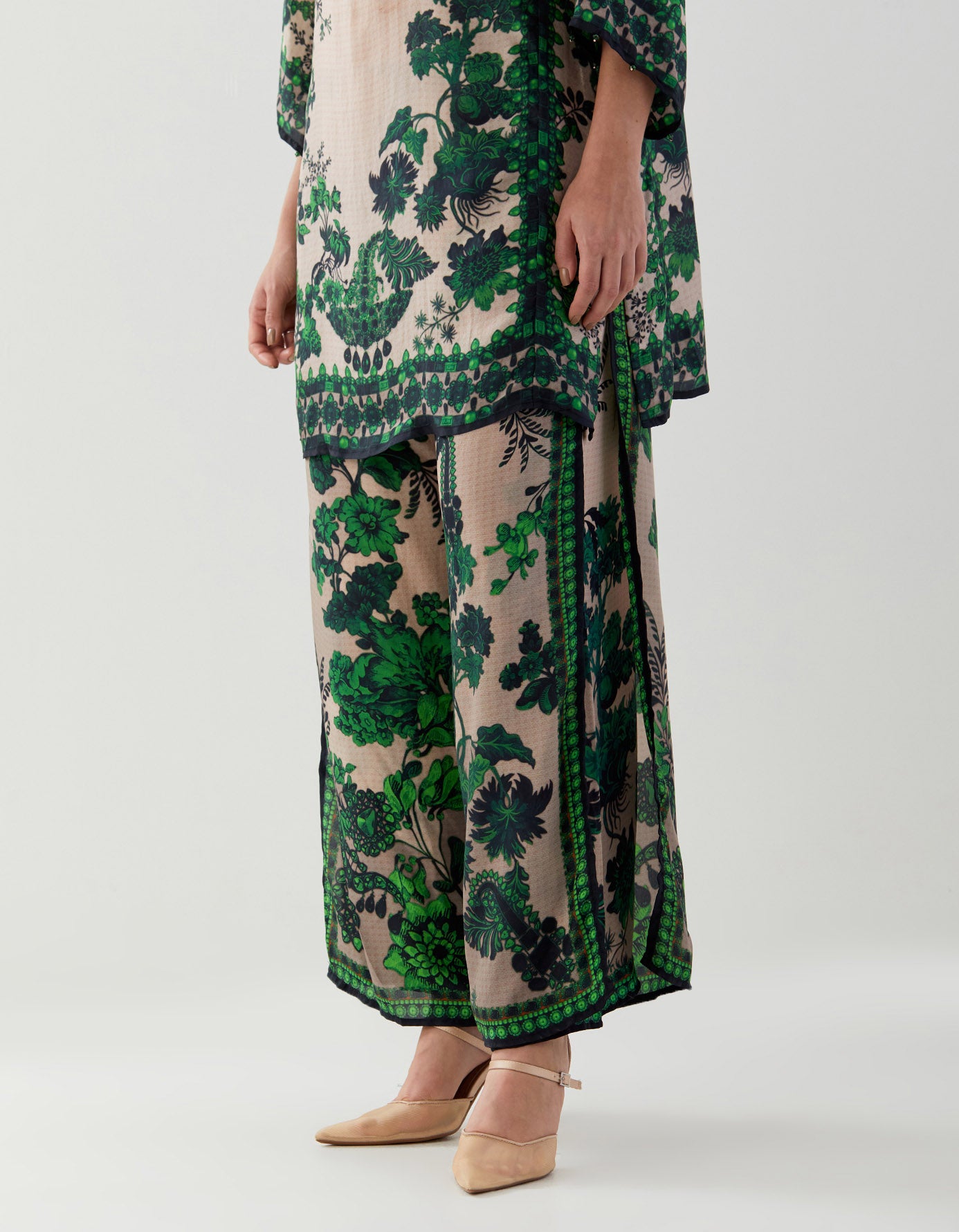 Nizam : Ghazal/Gloria - Nude/Emerald