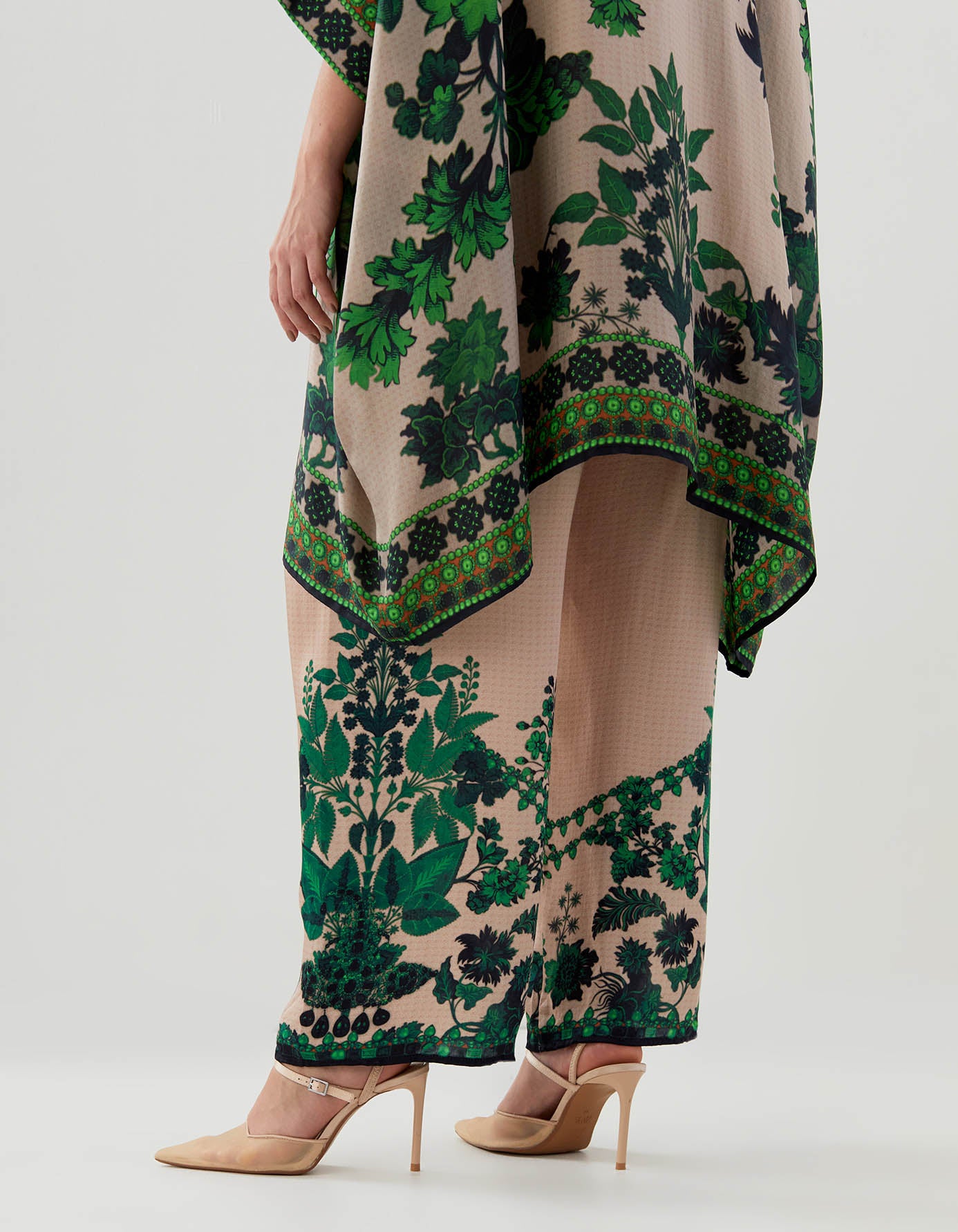 Nizam : Chanel 36" - Nude/Emerald