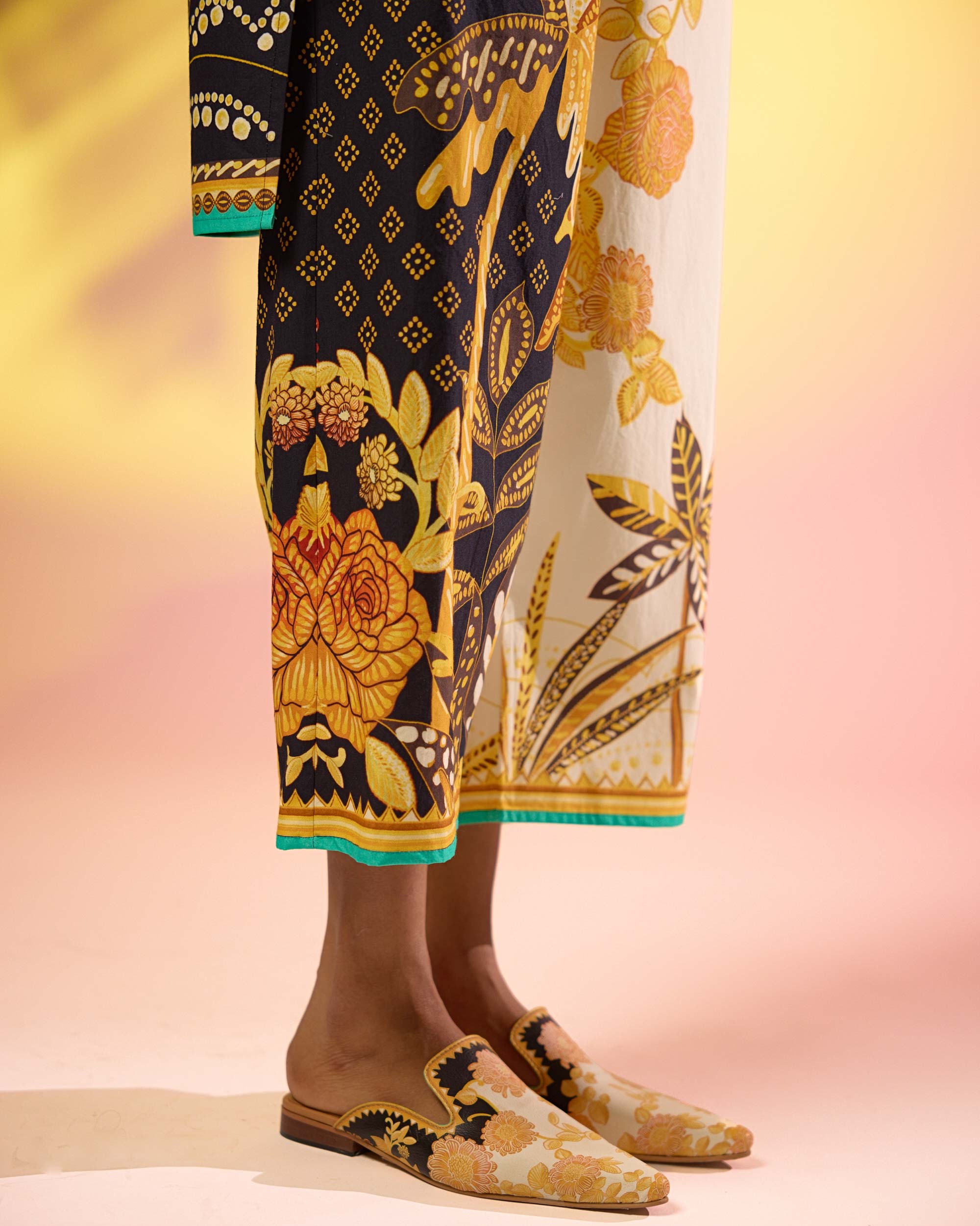 Jamaica : Nadia - Ivory/Yellow