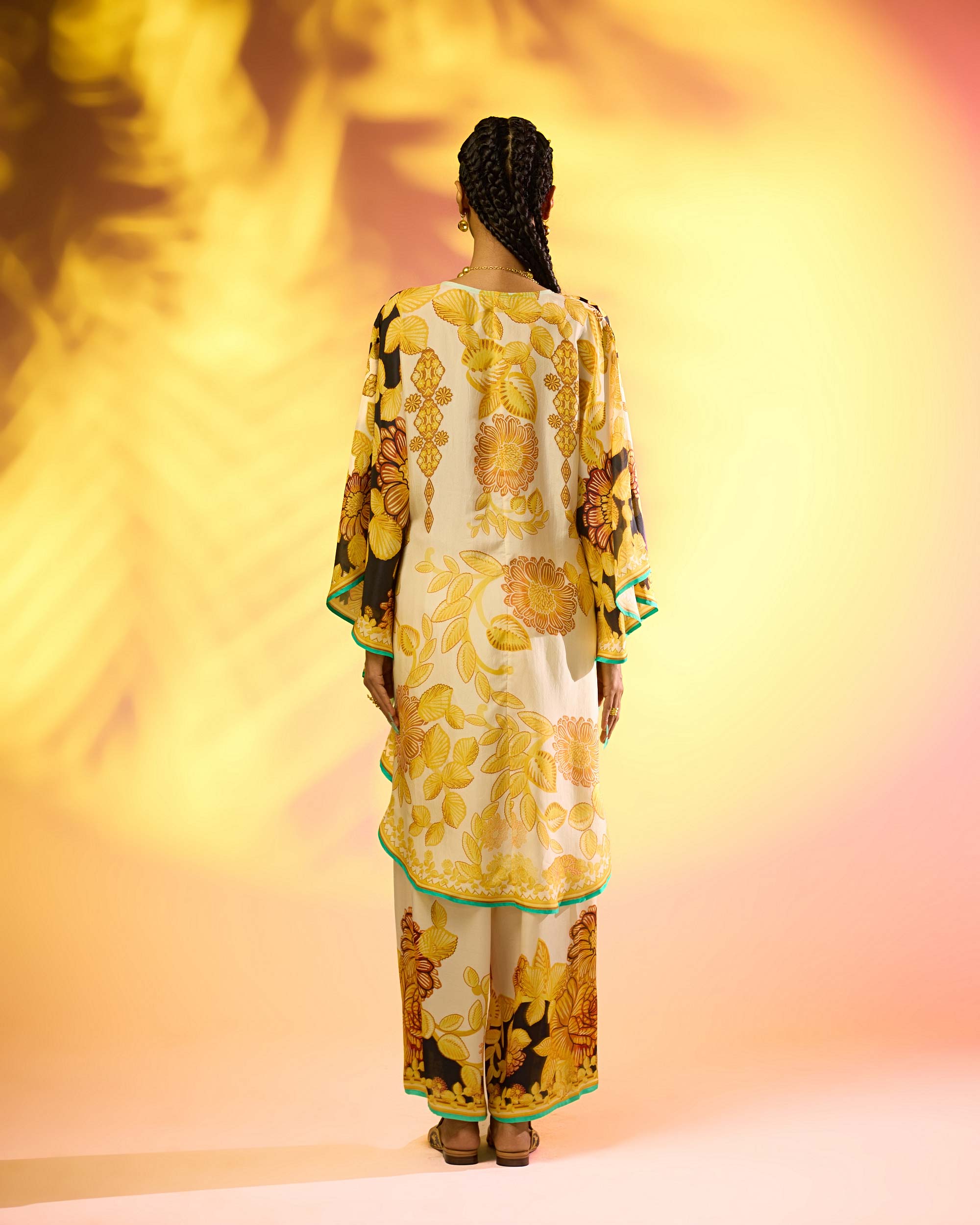 Jamaica : Inayat - Ivory/Yellow