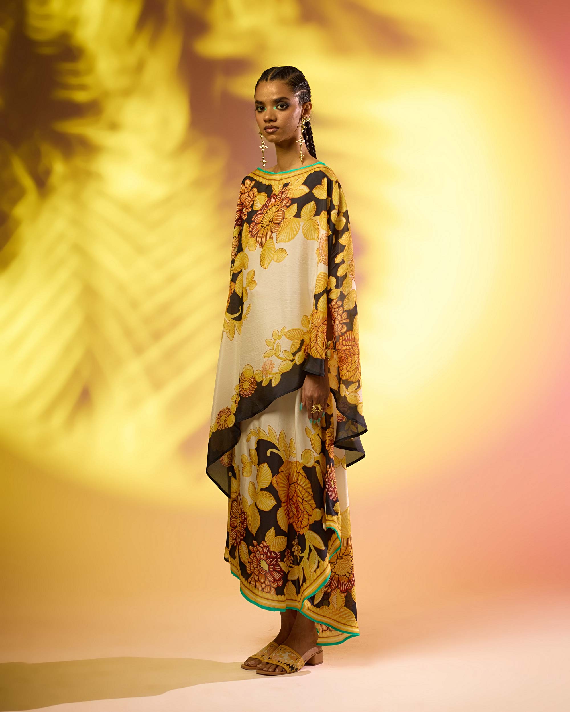 Jamaica : Kamini - Ivory/Yellow