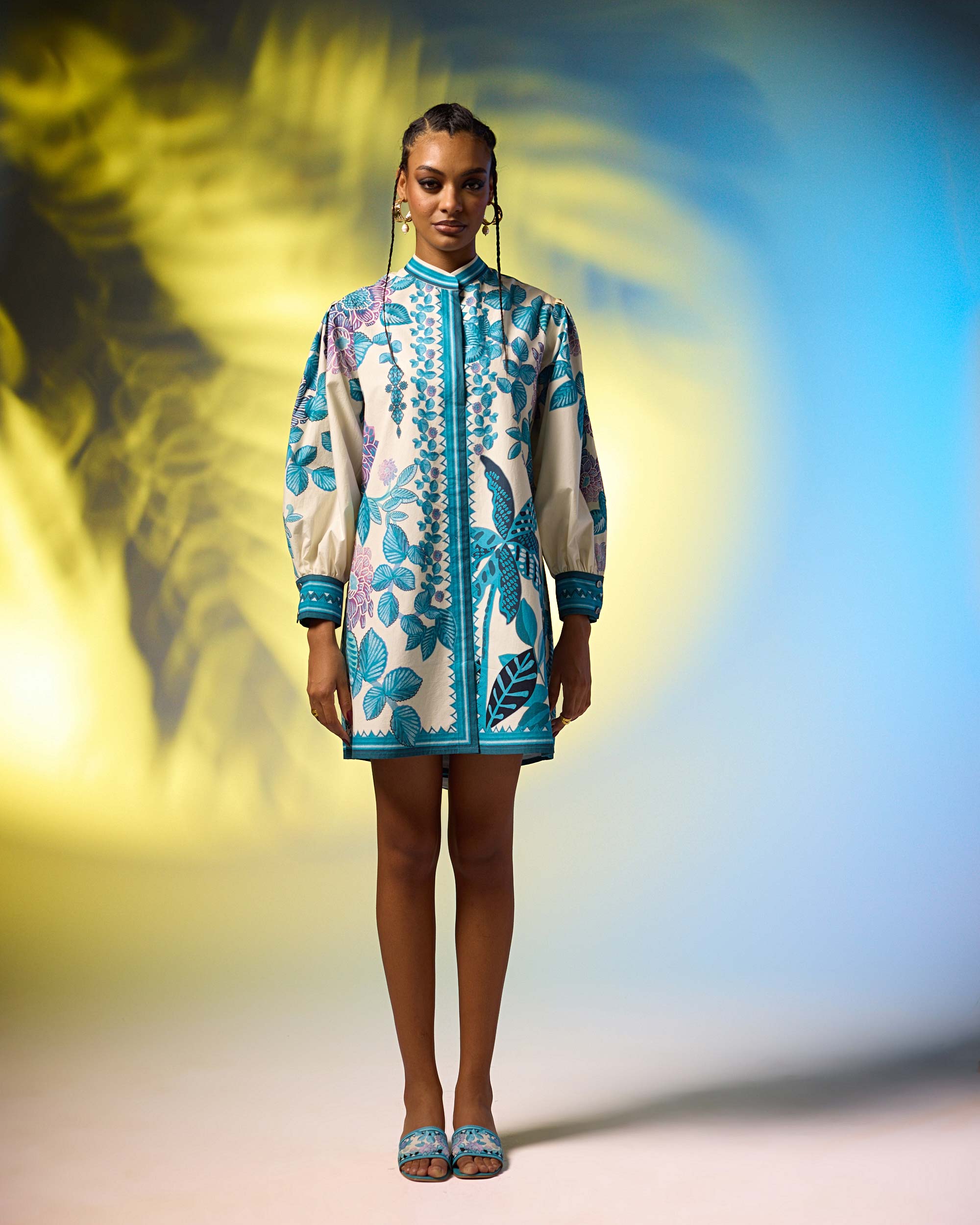 Jamaica : Sophia - Ivory/Blue