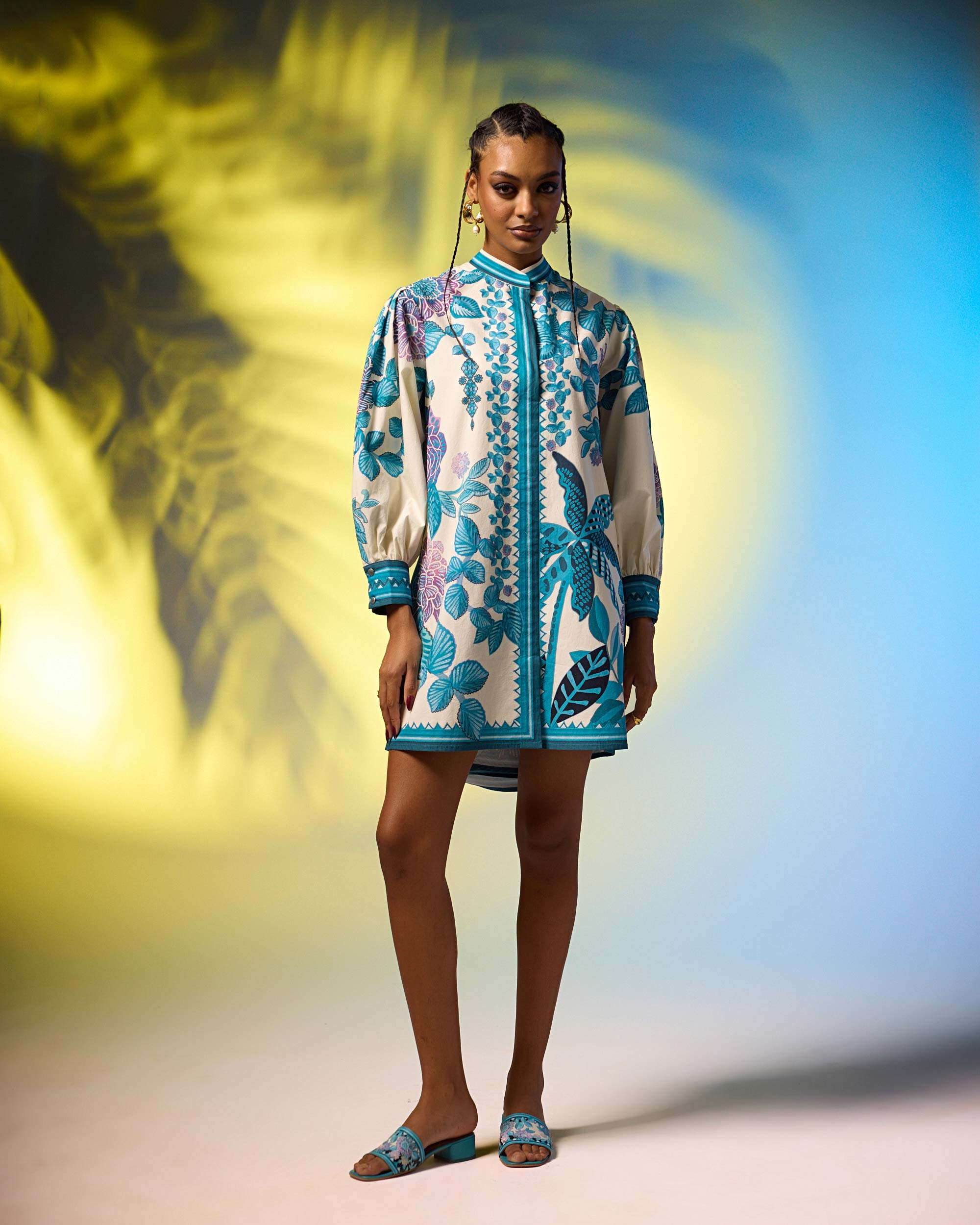 Jamaica : Sophia - Ivory/Blue