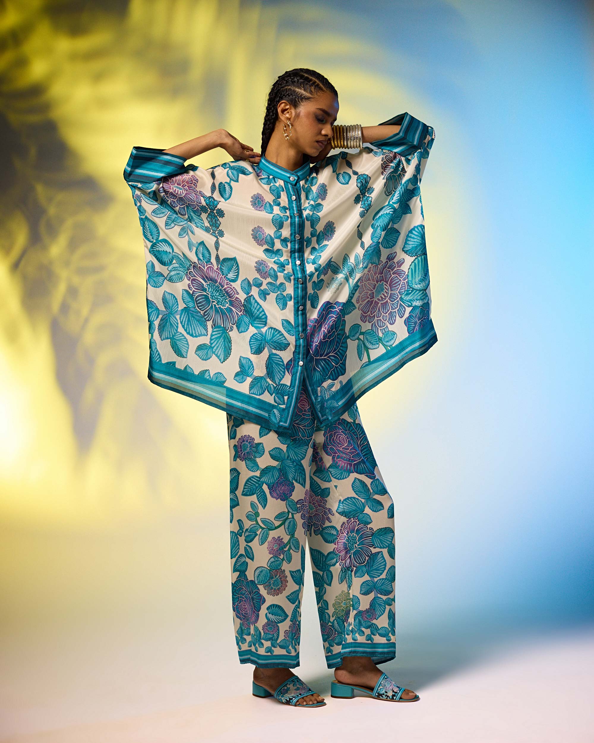 Jamaica : Cedella - Ivory/Blue