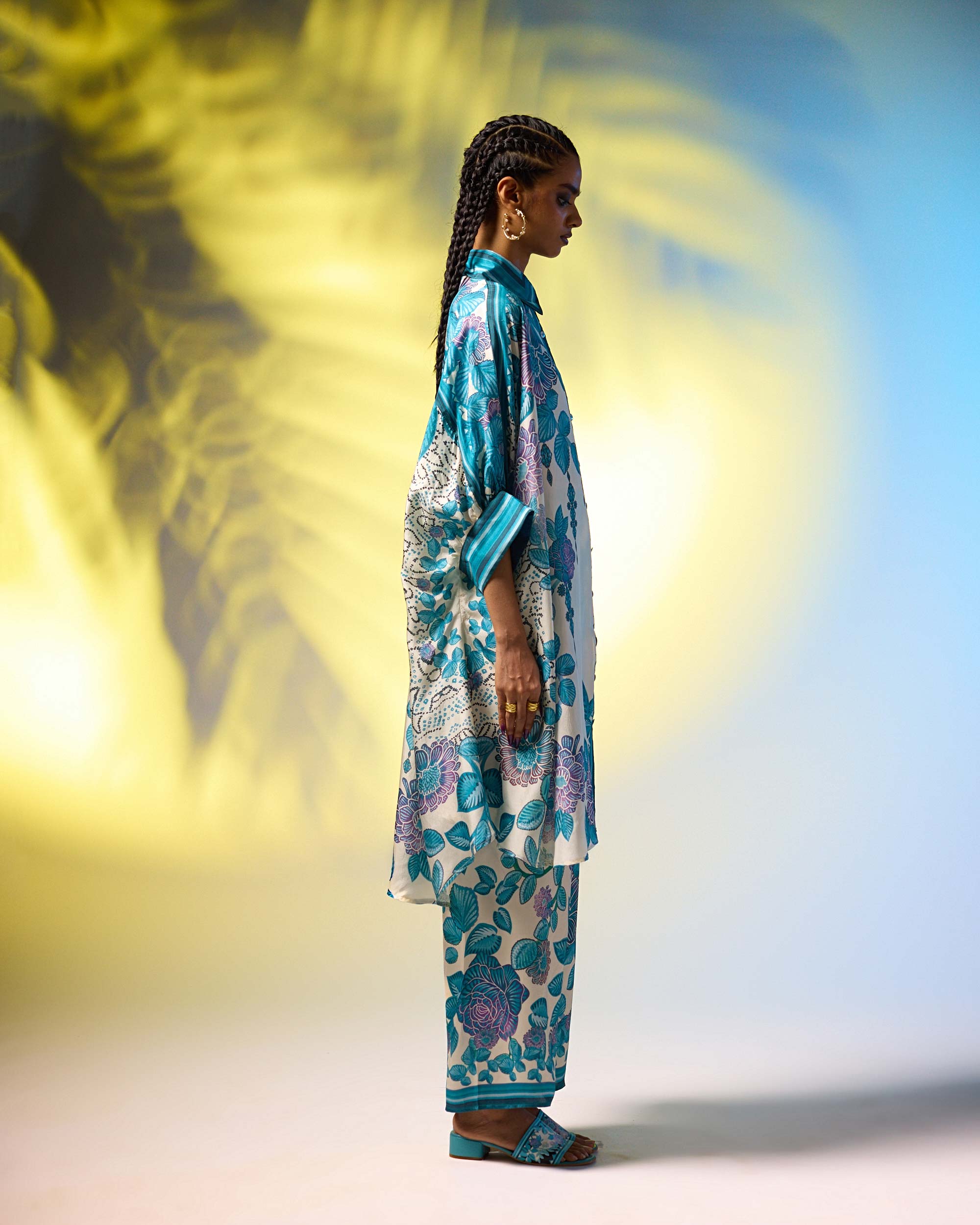 Jamaica : Kamara - Ivory/Blue