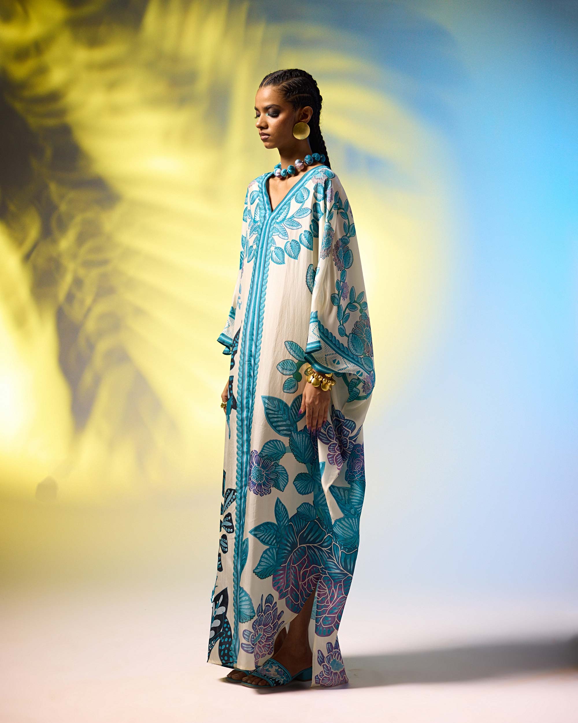 Jamaica : Verusha - Ivory/Blue