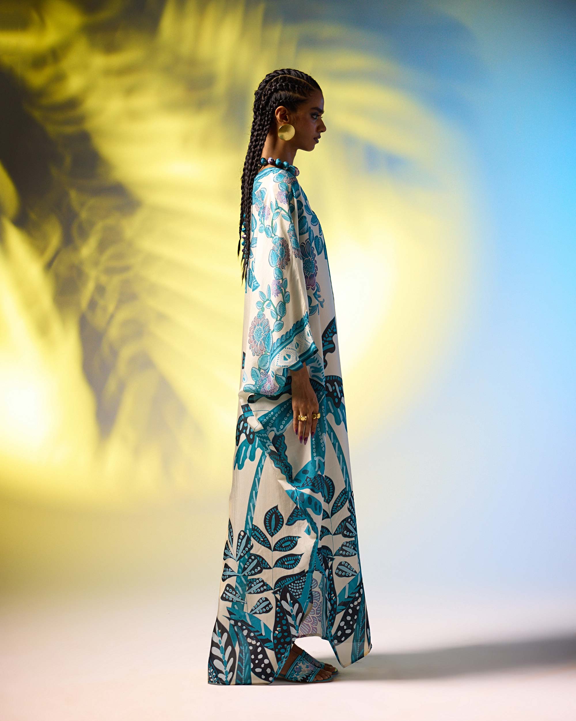 Jamaica : Verusha - Ivory/Blue