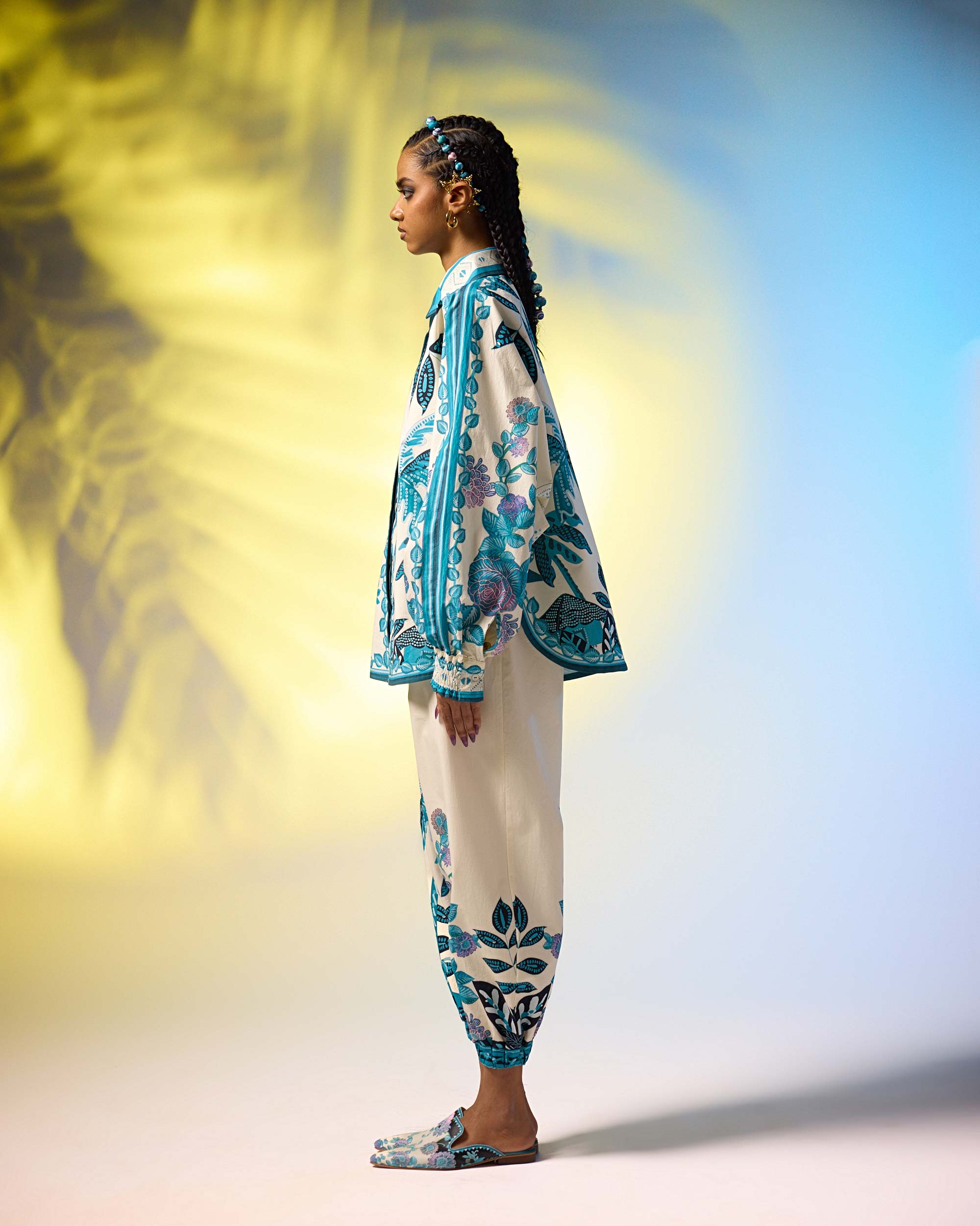 Jamaica : Faiza - Ivory/Blue