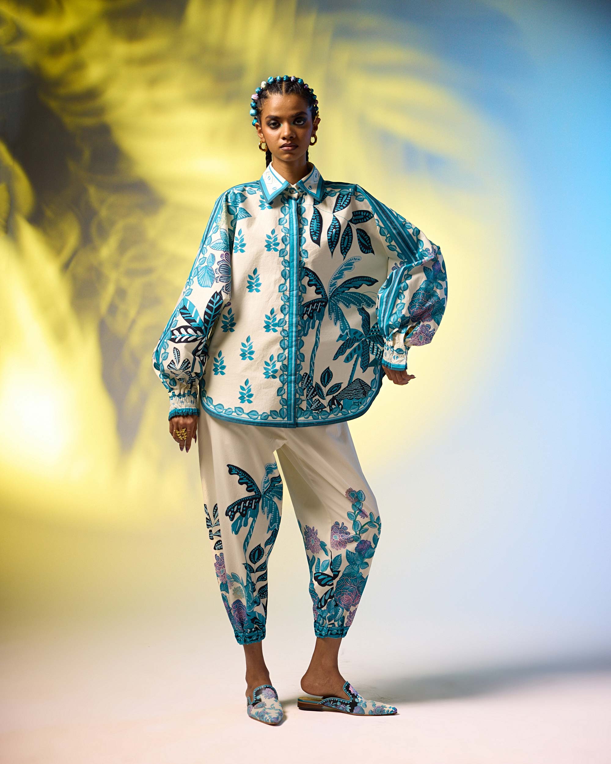 Jamaica : Faiza - Ivory/Blue