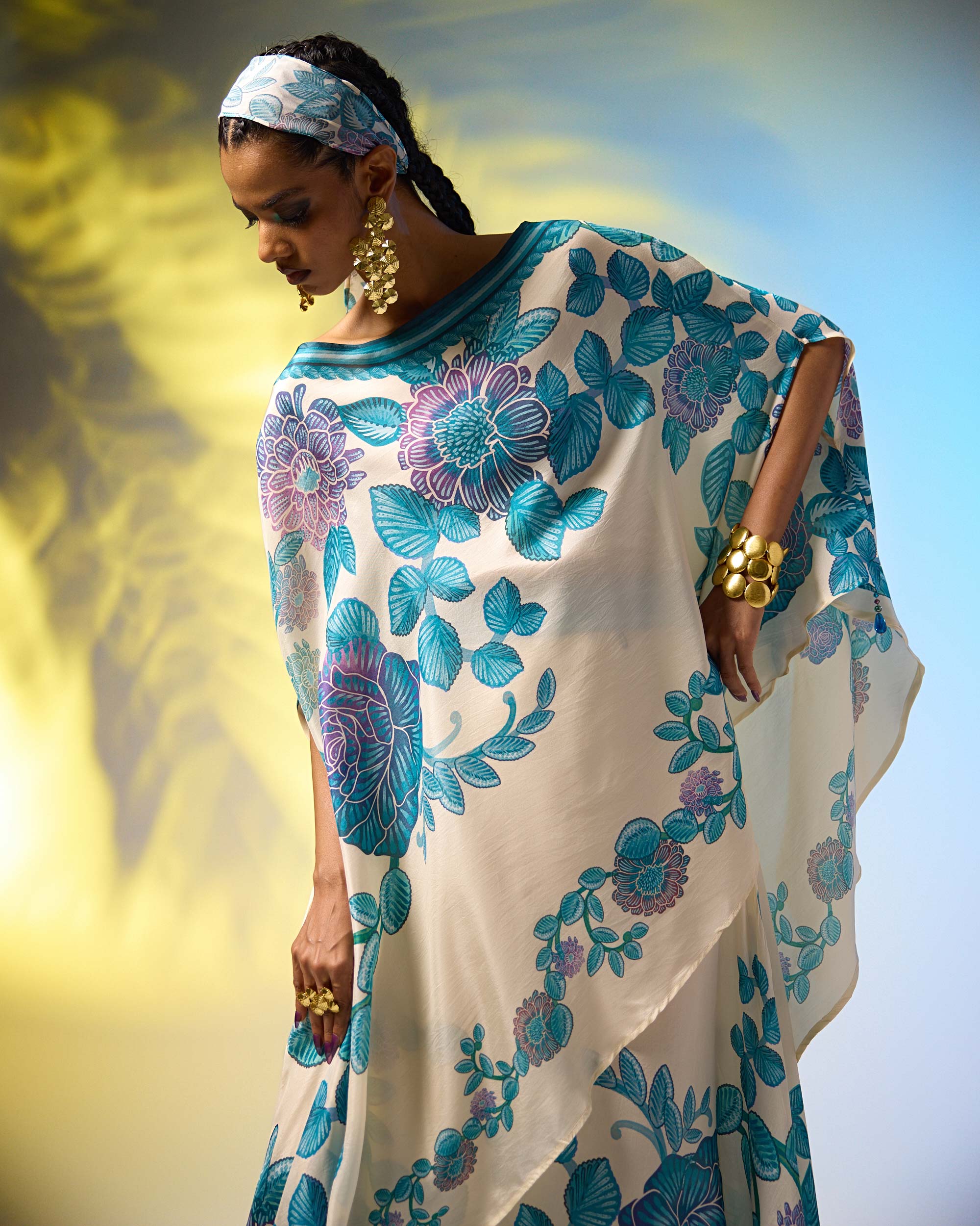 Jamaica : Kamini - Ivory/Blue