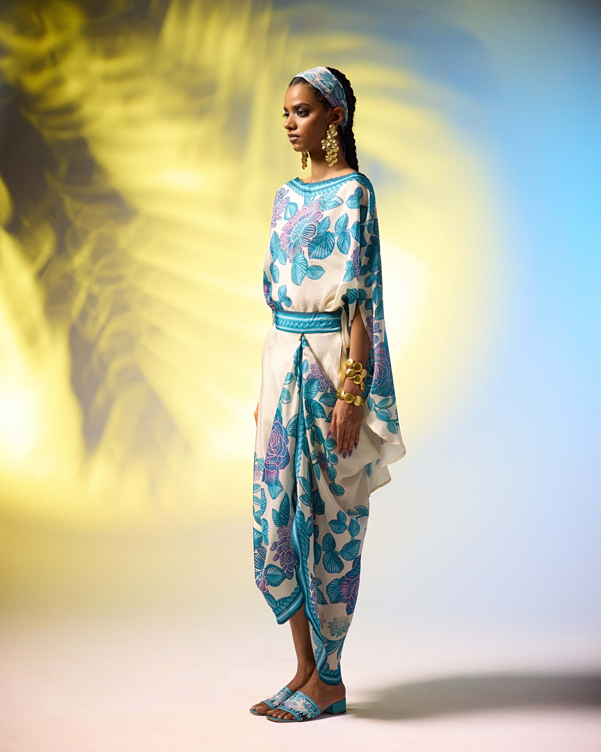 Jamaica : Kamini - Ivory/Blue