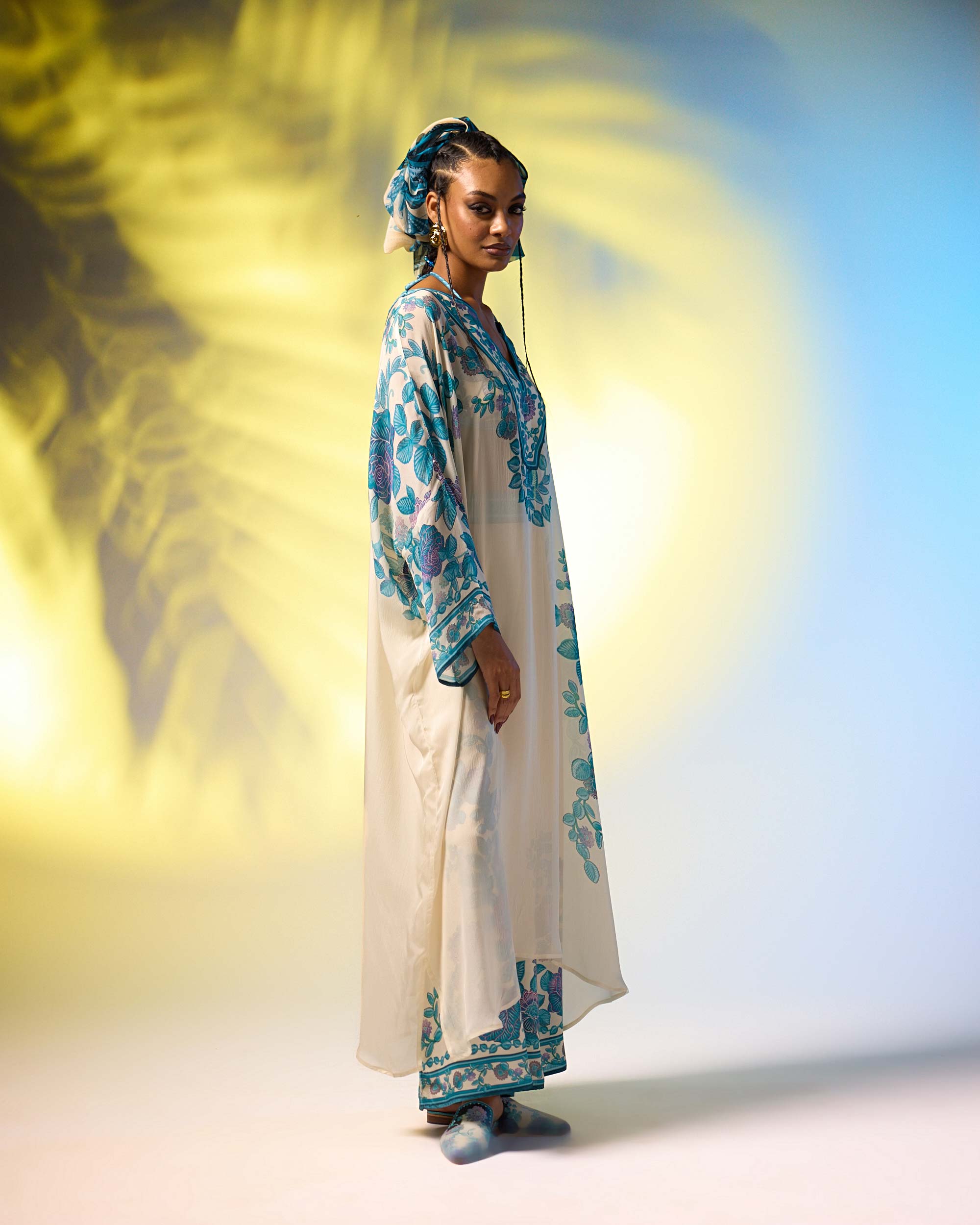 Jamaica : Vienna - Ivory/Blue