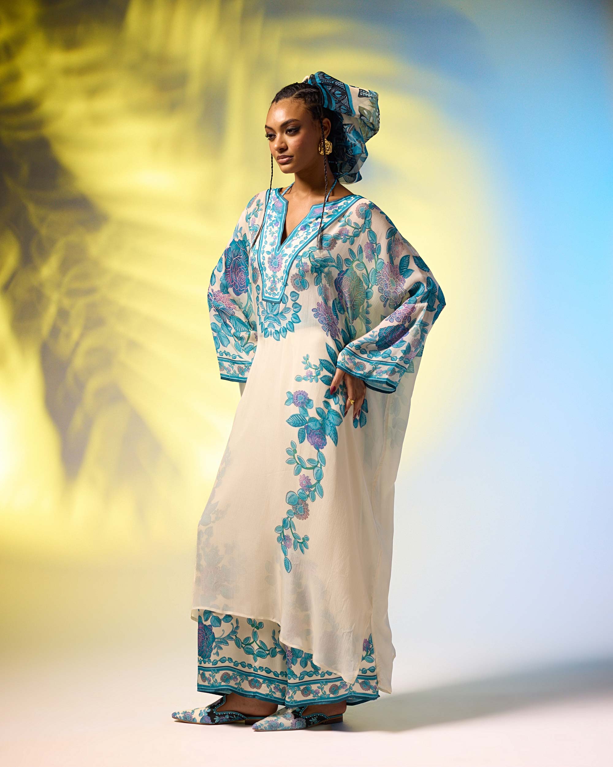 Jamaica : Vienna - Ivory/Blue