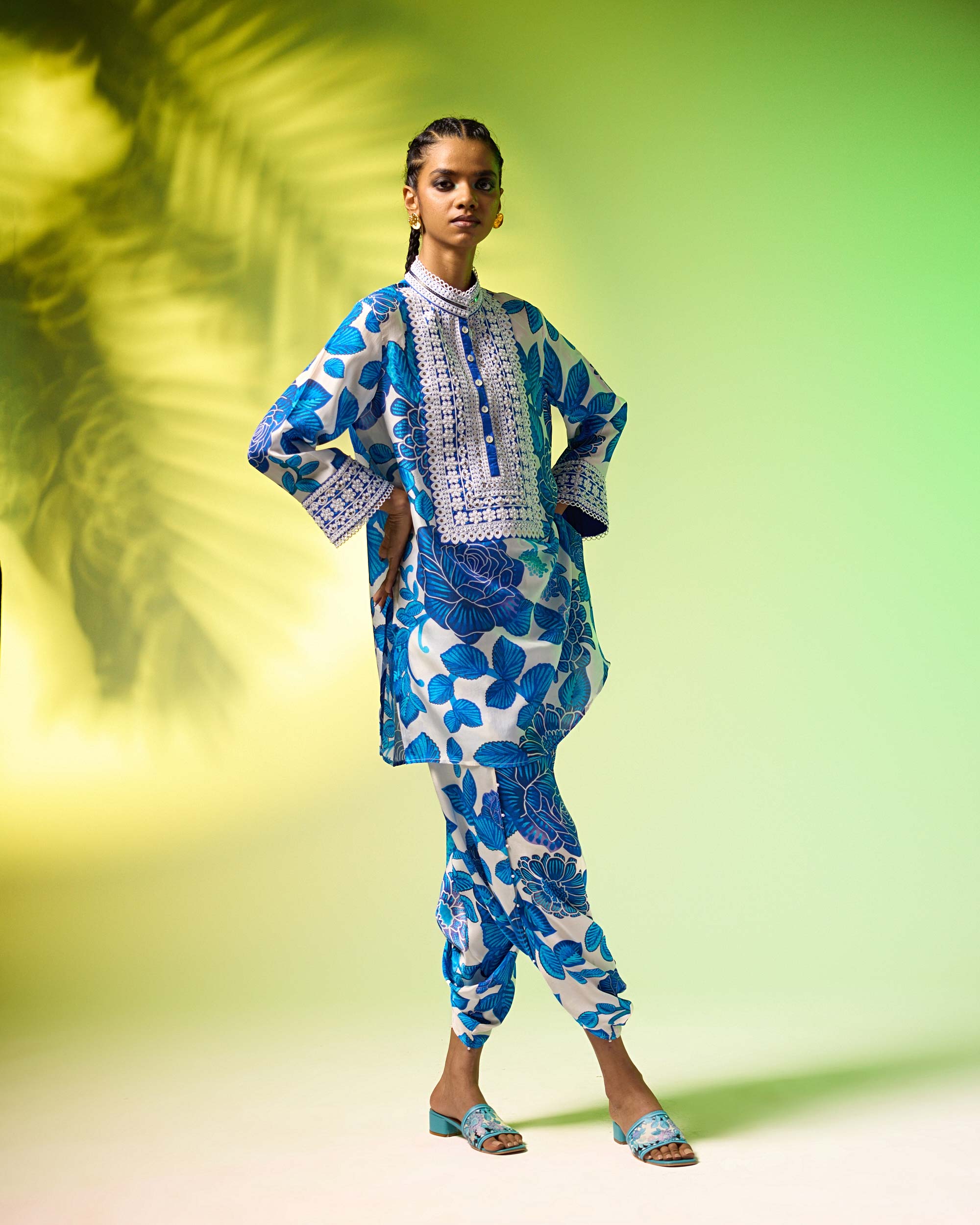 Jamaica : Reza - White/Blue