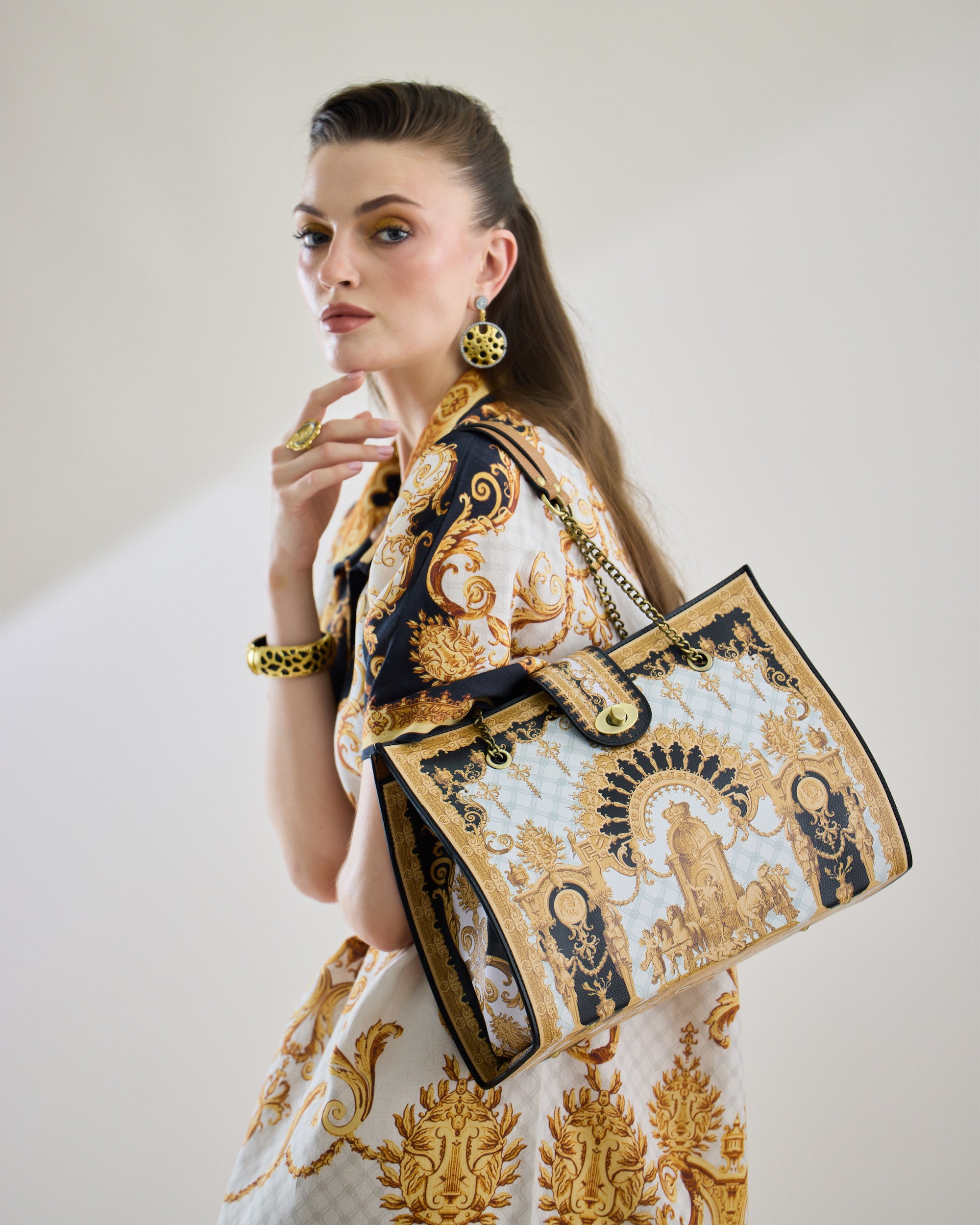 Rome : Brianna - Black/Gold
