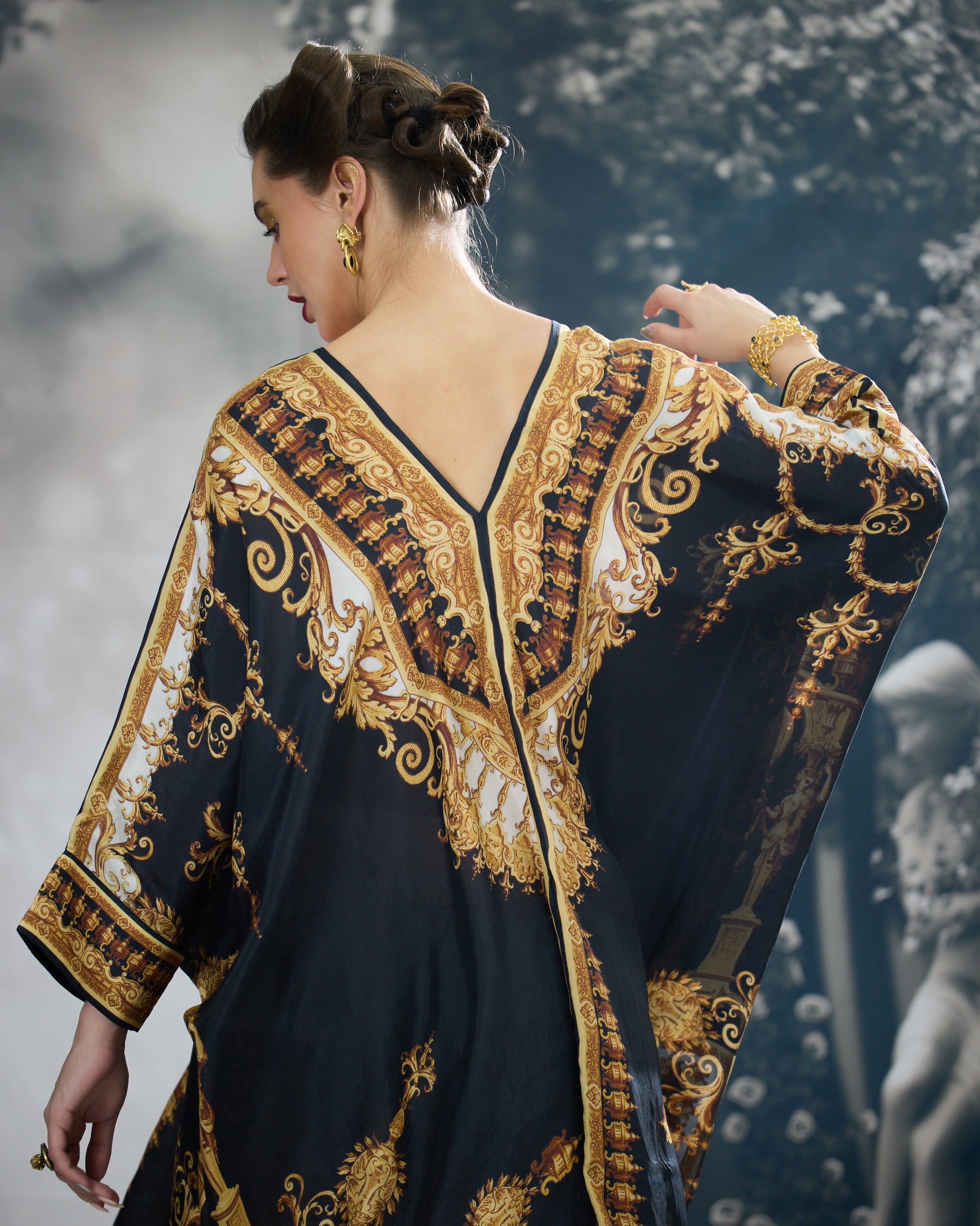 Rome : Dalilah/Surilee - Black/Gold