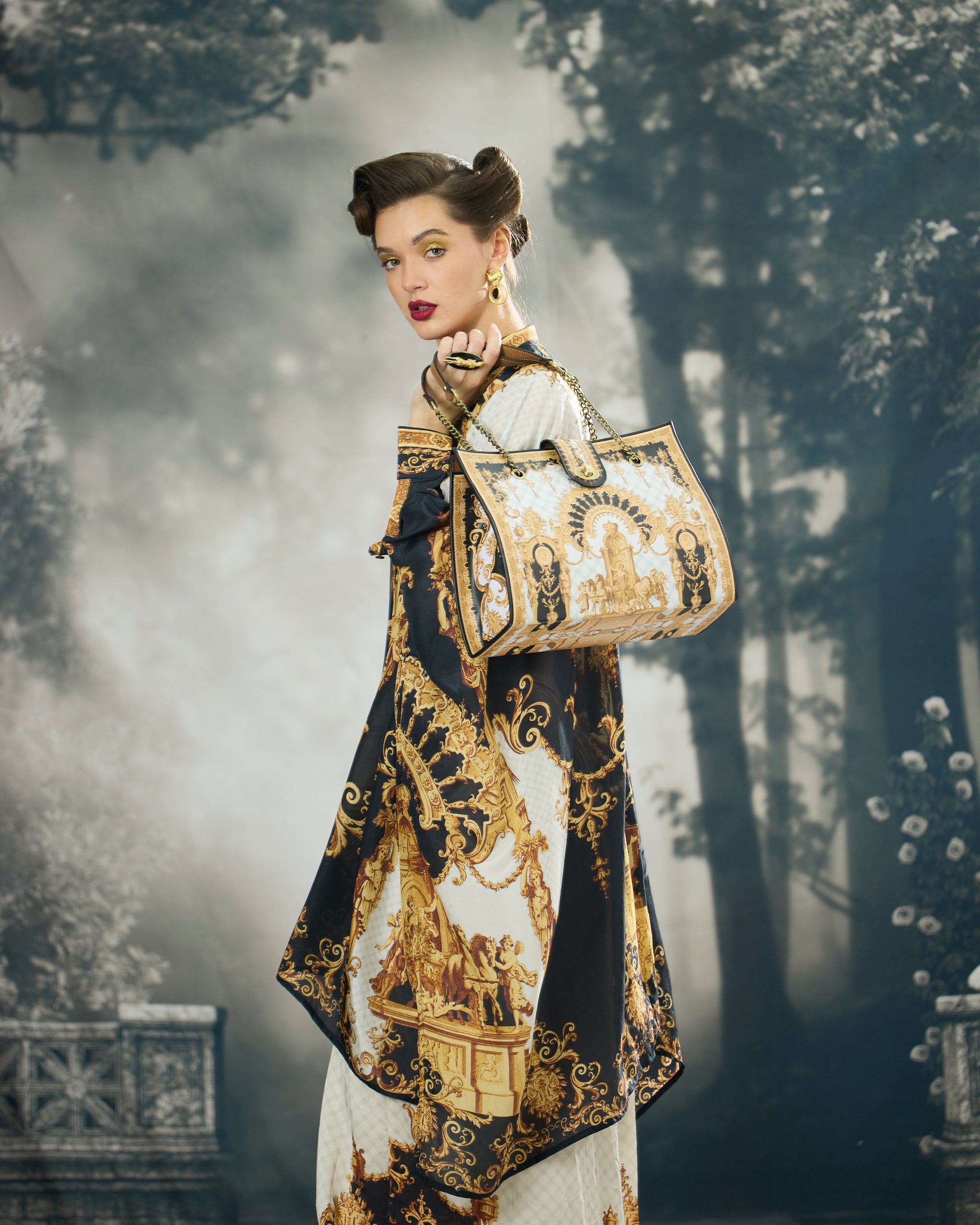 Rome : Dakota/Surilee - Black/Gold