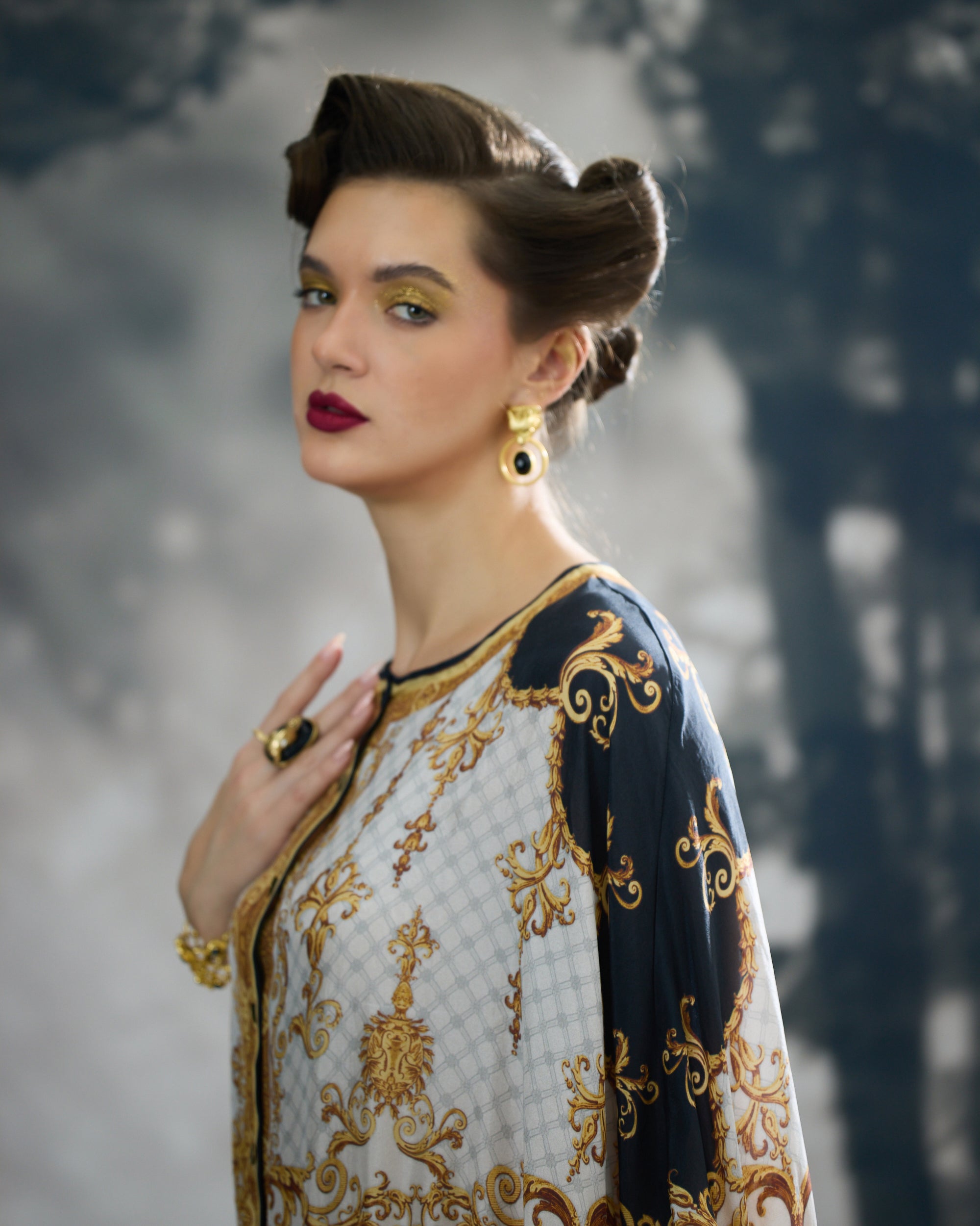 Rome : Caprice/Surilee - Black/Gold