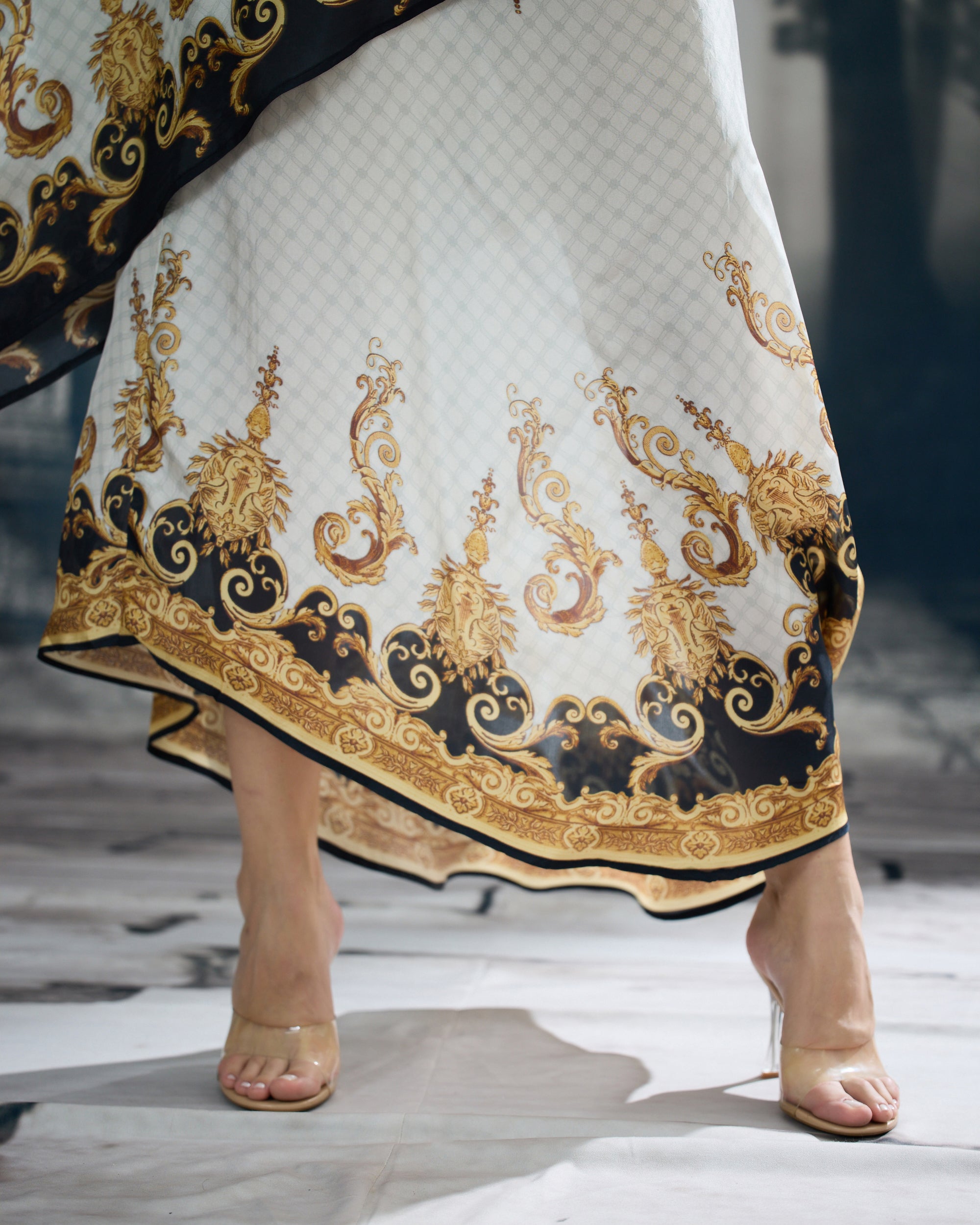 Rome : Kamini - Black/Gold