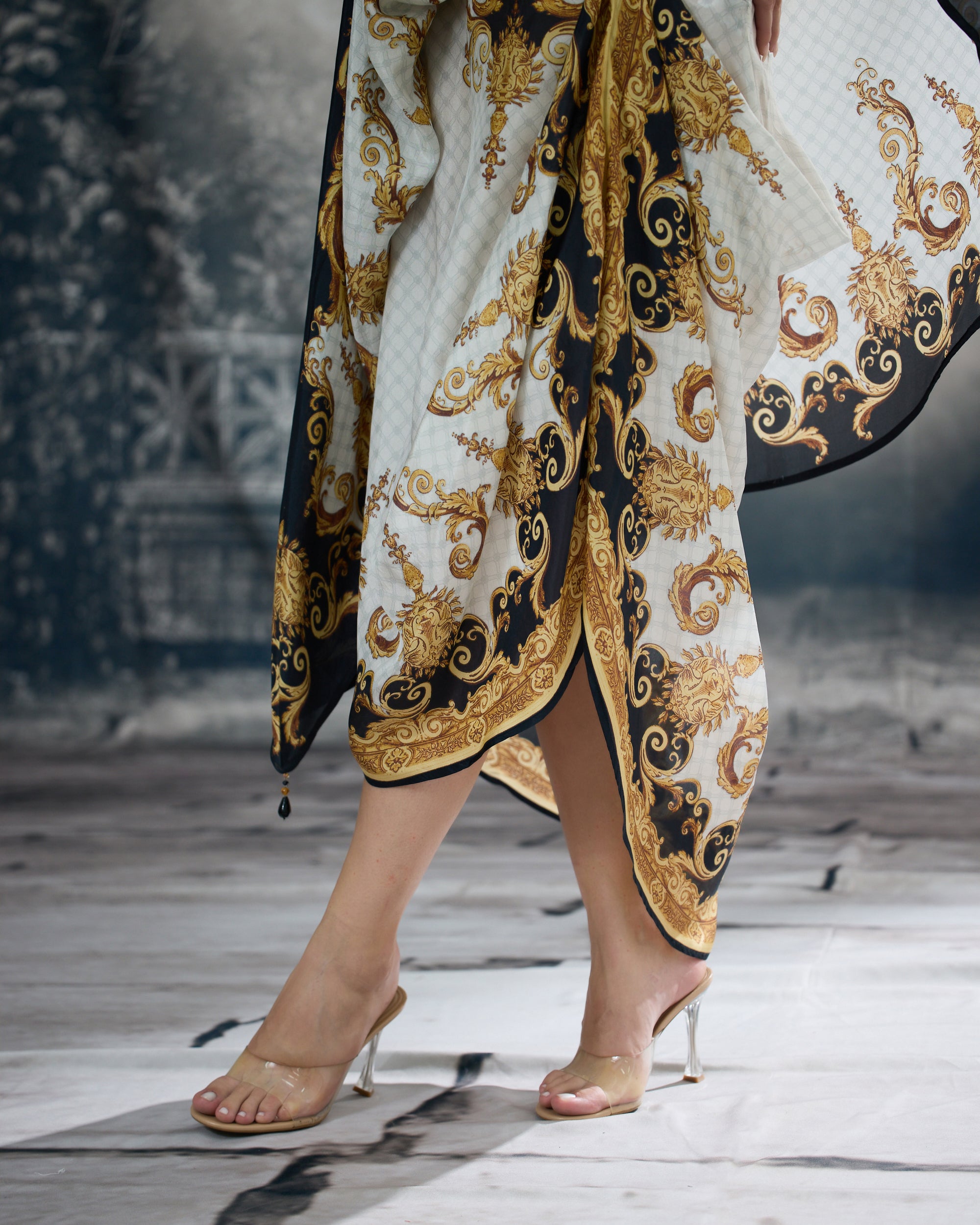 Rome : Kamini - Black/Gold