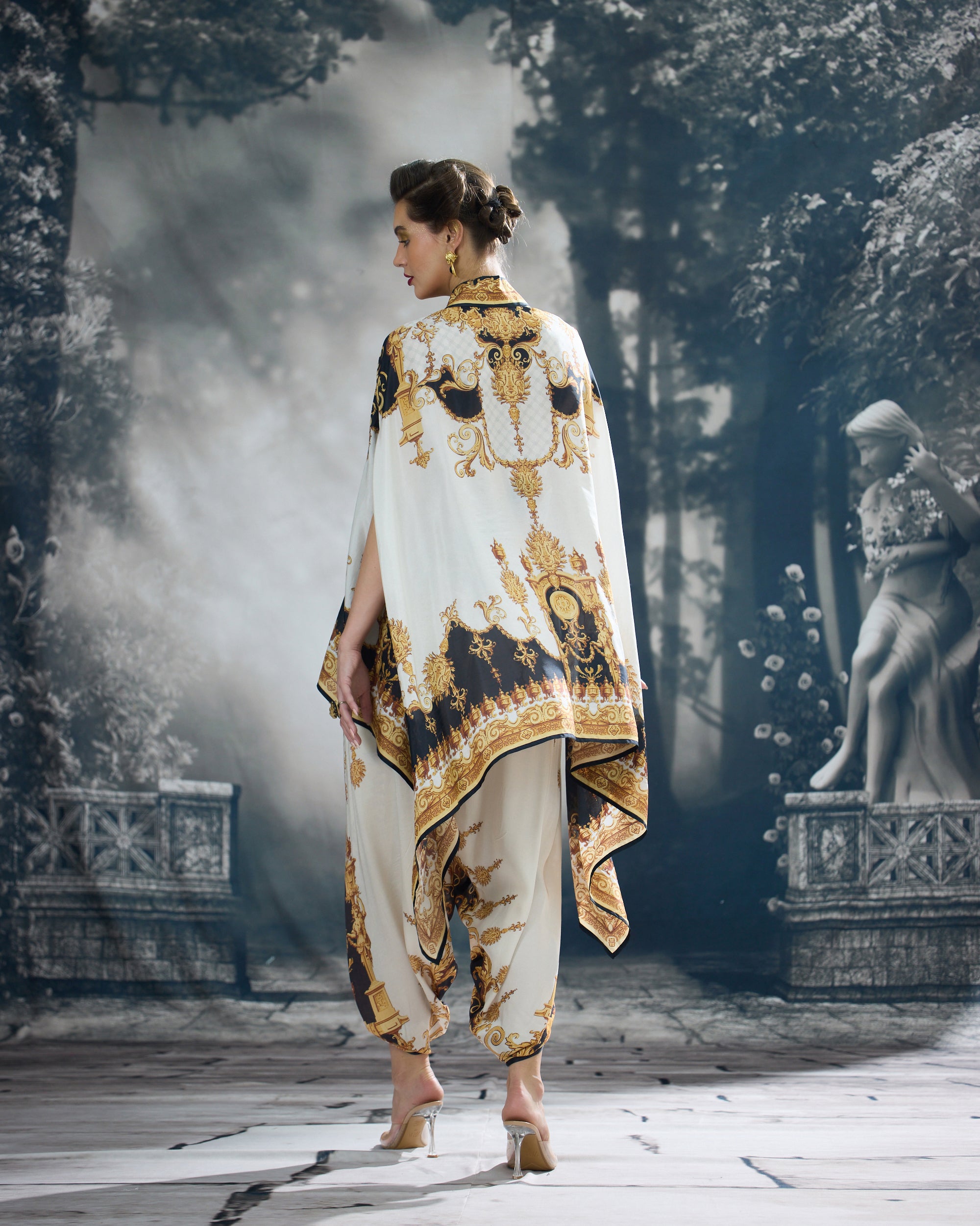 Rome : Chloe - Black/Gold