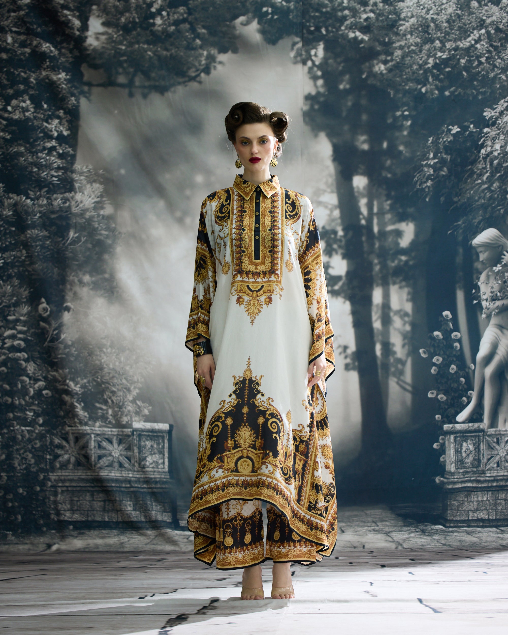 Rome : Sharifa - Black/Gold