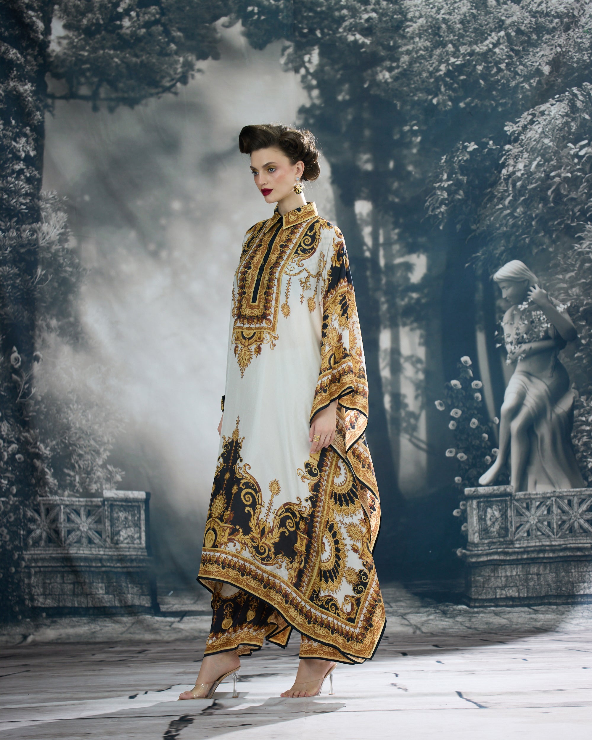 Rome : Sharifa - Black/Gold