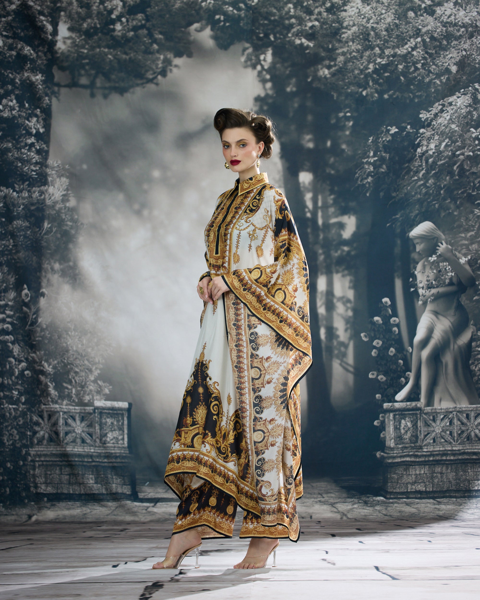Rome : Sharifa - Black/Gold