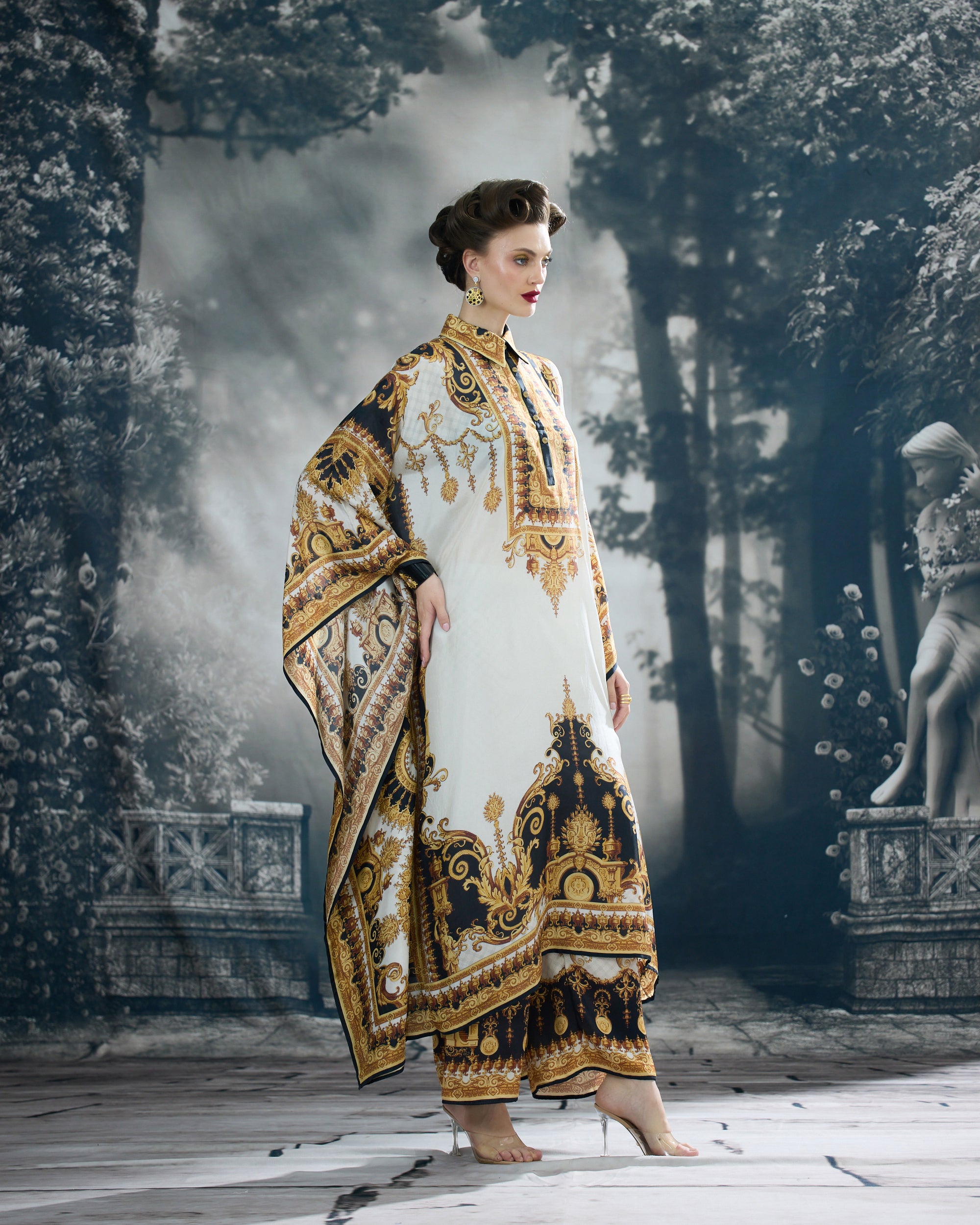 Rome : Sharifa - Black/Gold