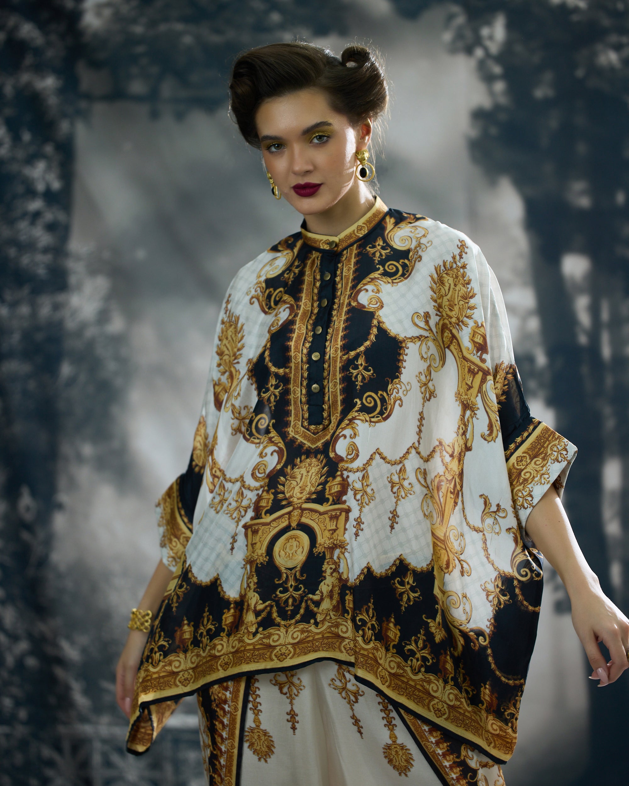 Rome : Chanel/Sonth - Black/Gold