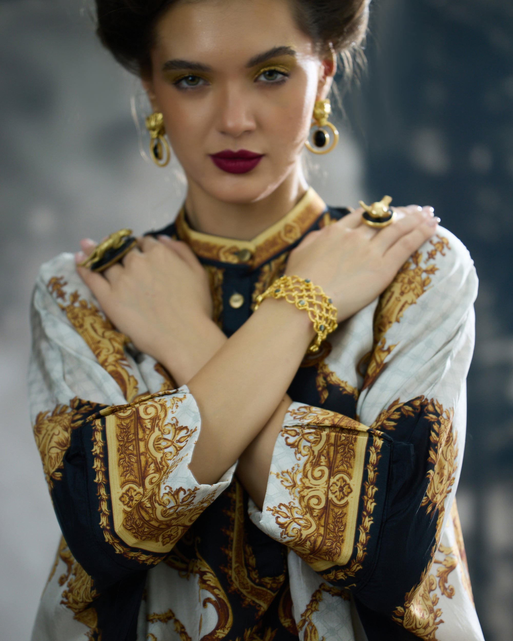 Rome : Chanel/Sonth - Black/Gold