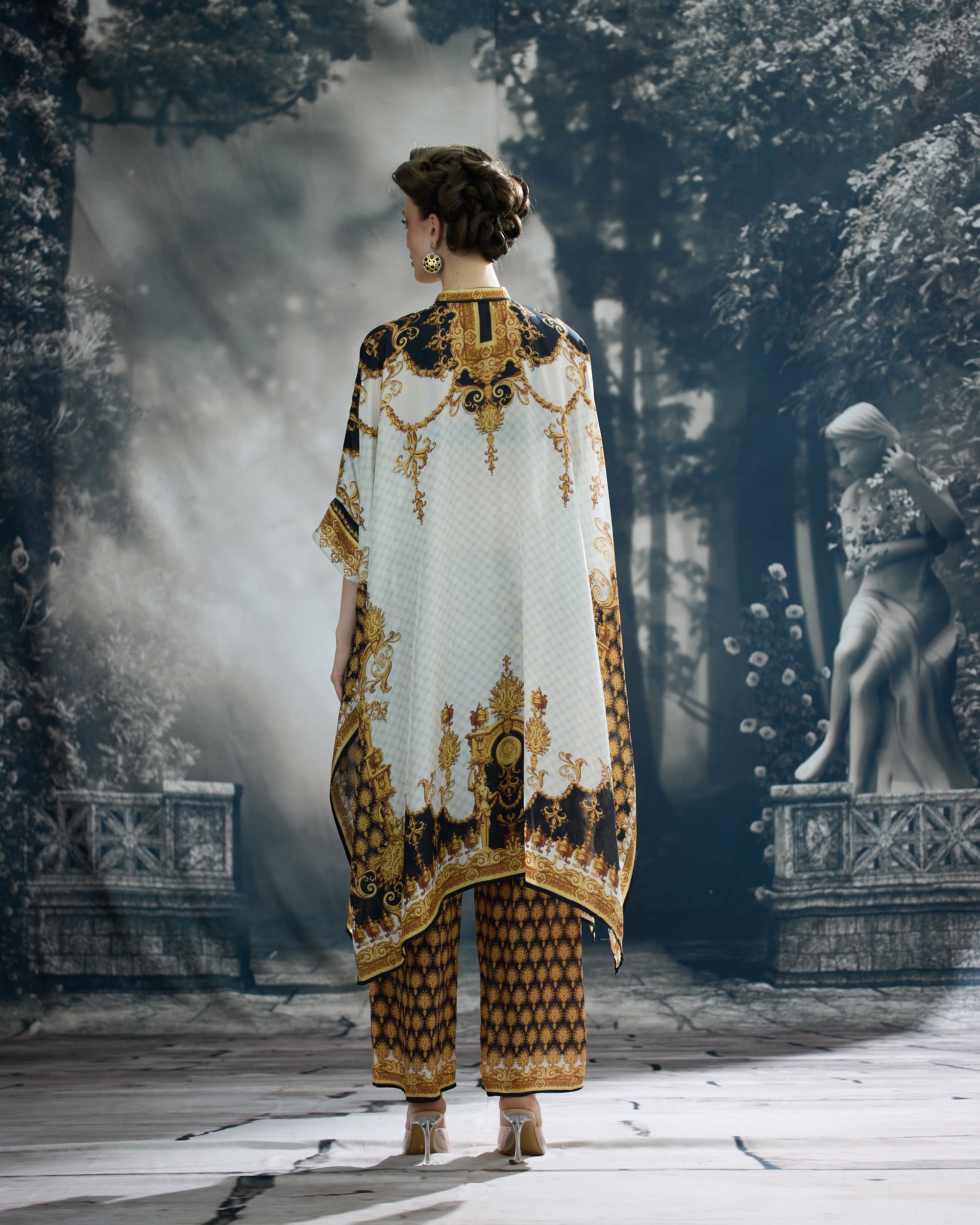 Rome : Chantelle - Black/Gold