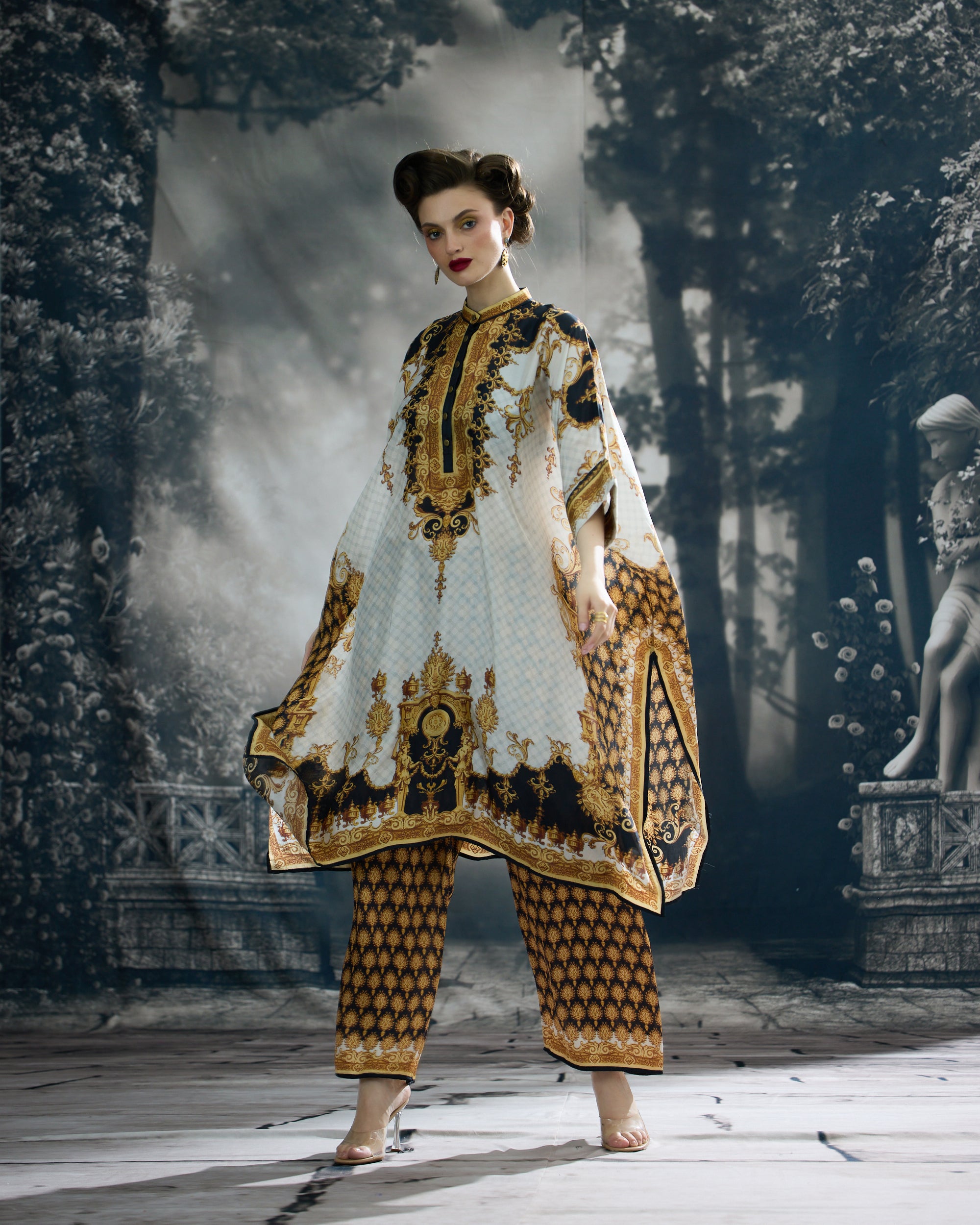 Rome : Chantelle - Black/Gold