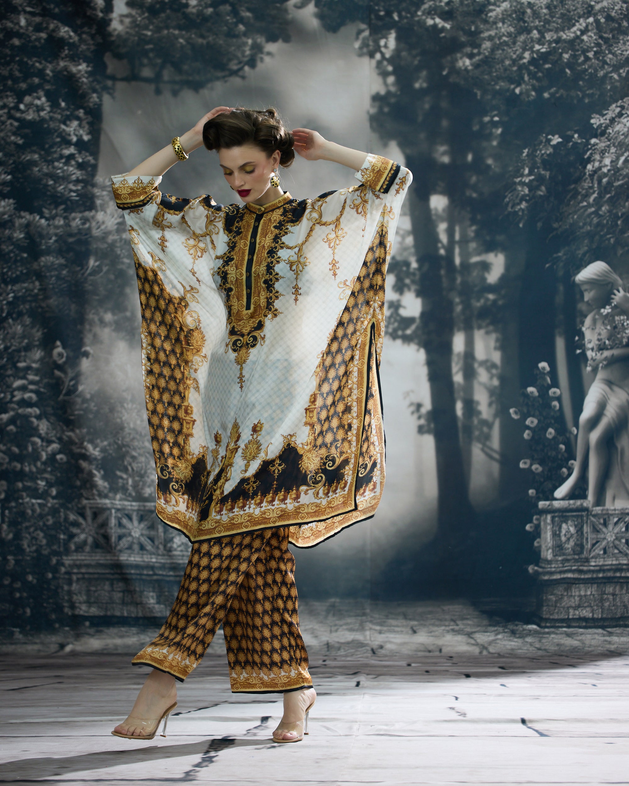 Rome : Chantelle - Black/Gold