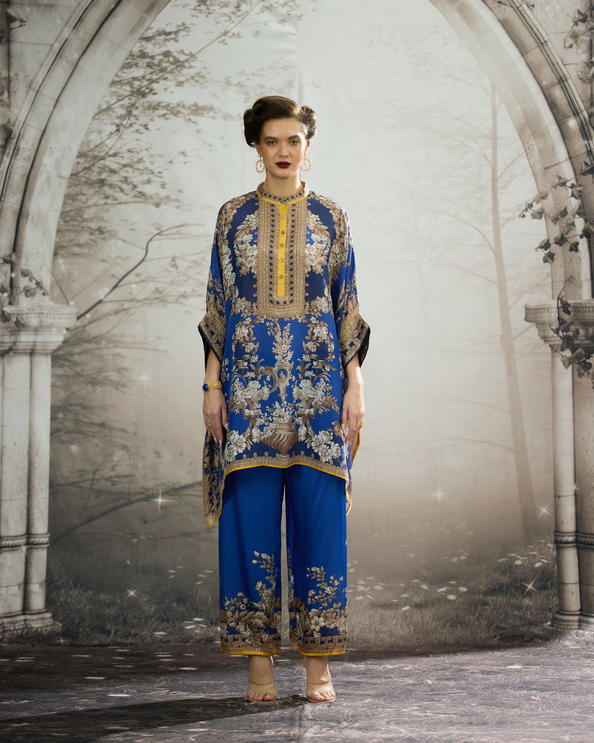 Rome : Chanel 36" - Blue